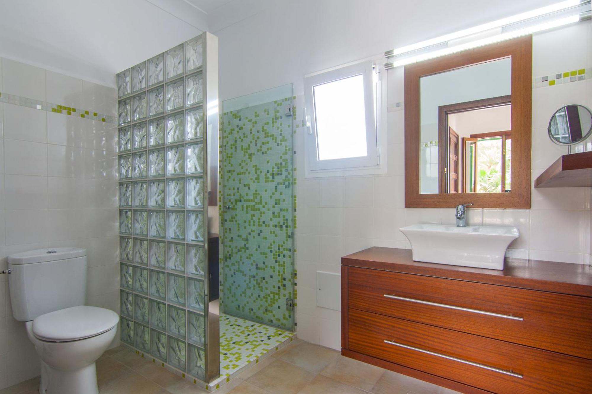 Chalet Villa Comes