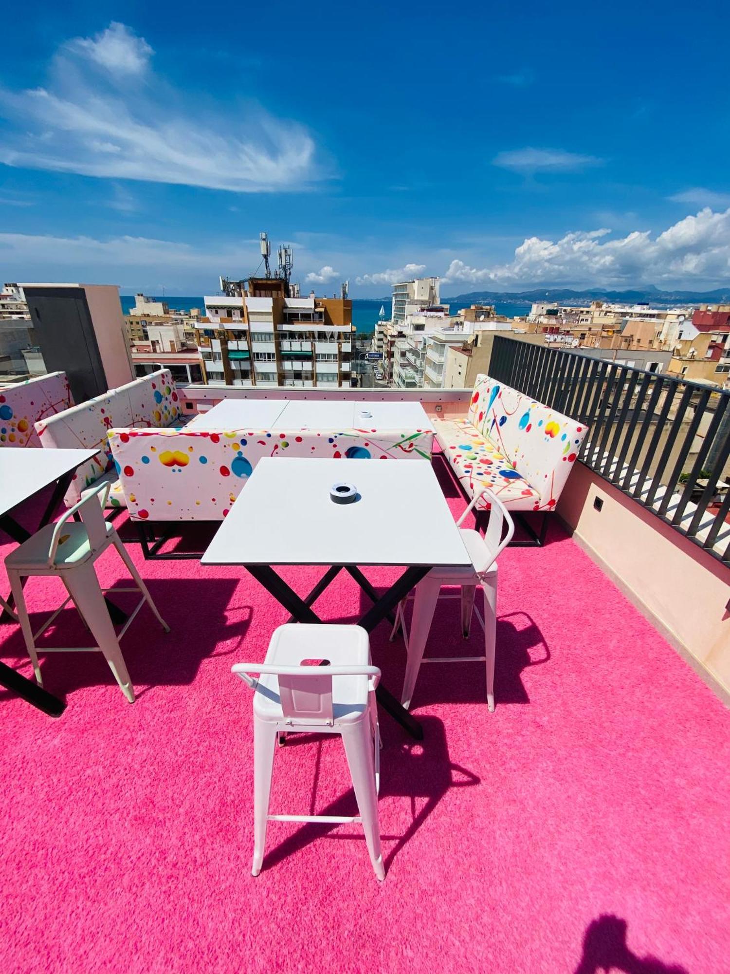 Hostal We Street - El Arenal-albergue Turistico *