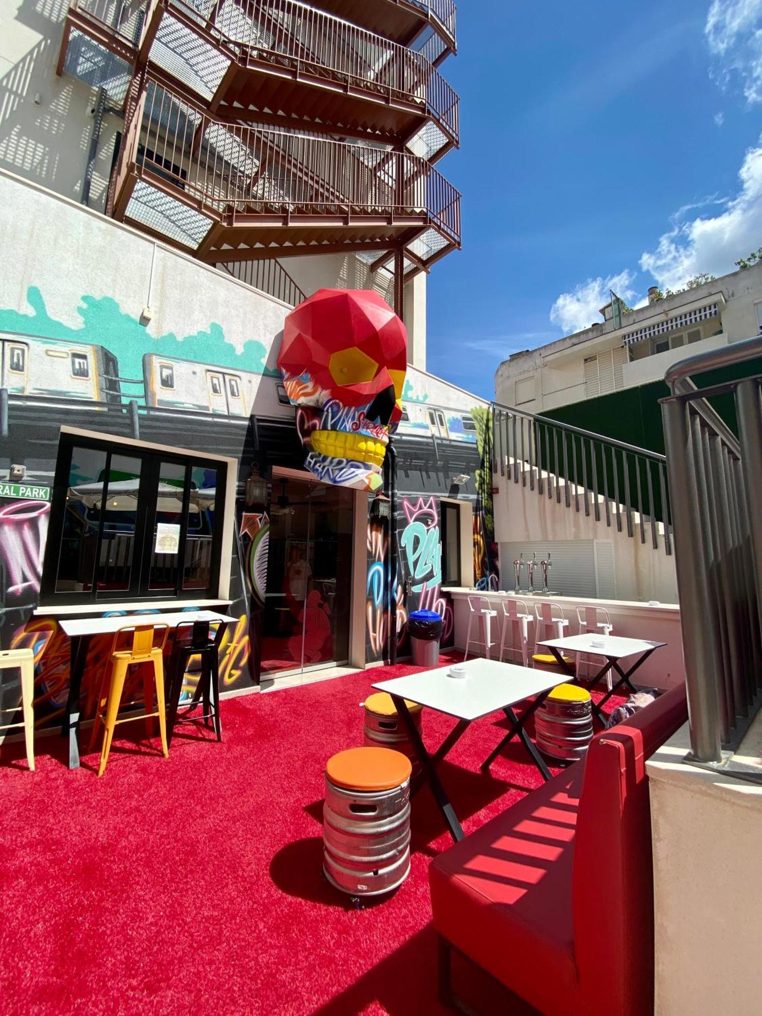 Hostal We Street - El Arenal-albergue Turistico El Arenal (Mallorca)