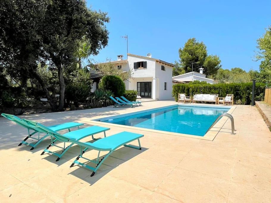 Apartamento Strandnahe Mit Pool, Wifi, Klima, Heizung, Tischtennis, Trampolin In *
