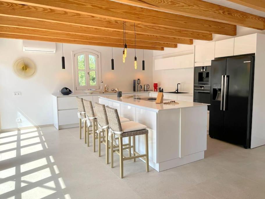 Apartamento Strandnahe Mit Pool, Wifi, Klima, Heizung, Tischtennis, Trampolin In Alcúdia