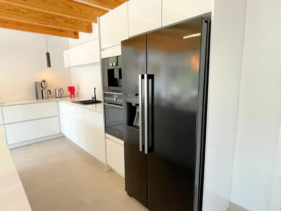 Apartamento Strandnahe Mit Pool, Wifi, Klima, Heizung, Tischtennis, Trampolin In *