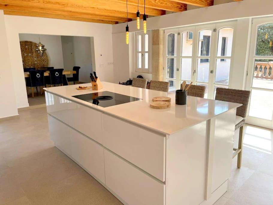 Apartamento Strandnahe Mit Pool, Wifi, Klima, Heizung, Tischtennis, Trampolin In *