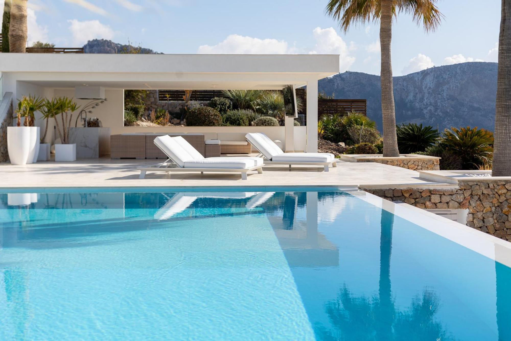 Blue Sky Mallorca Luxury Villa