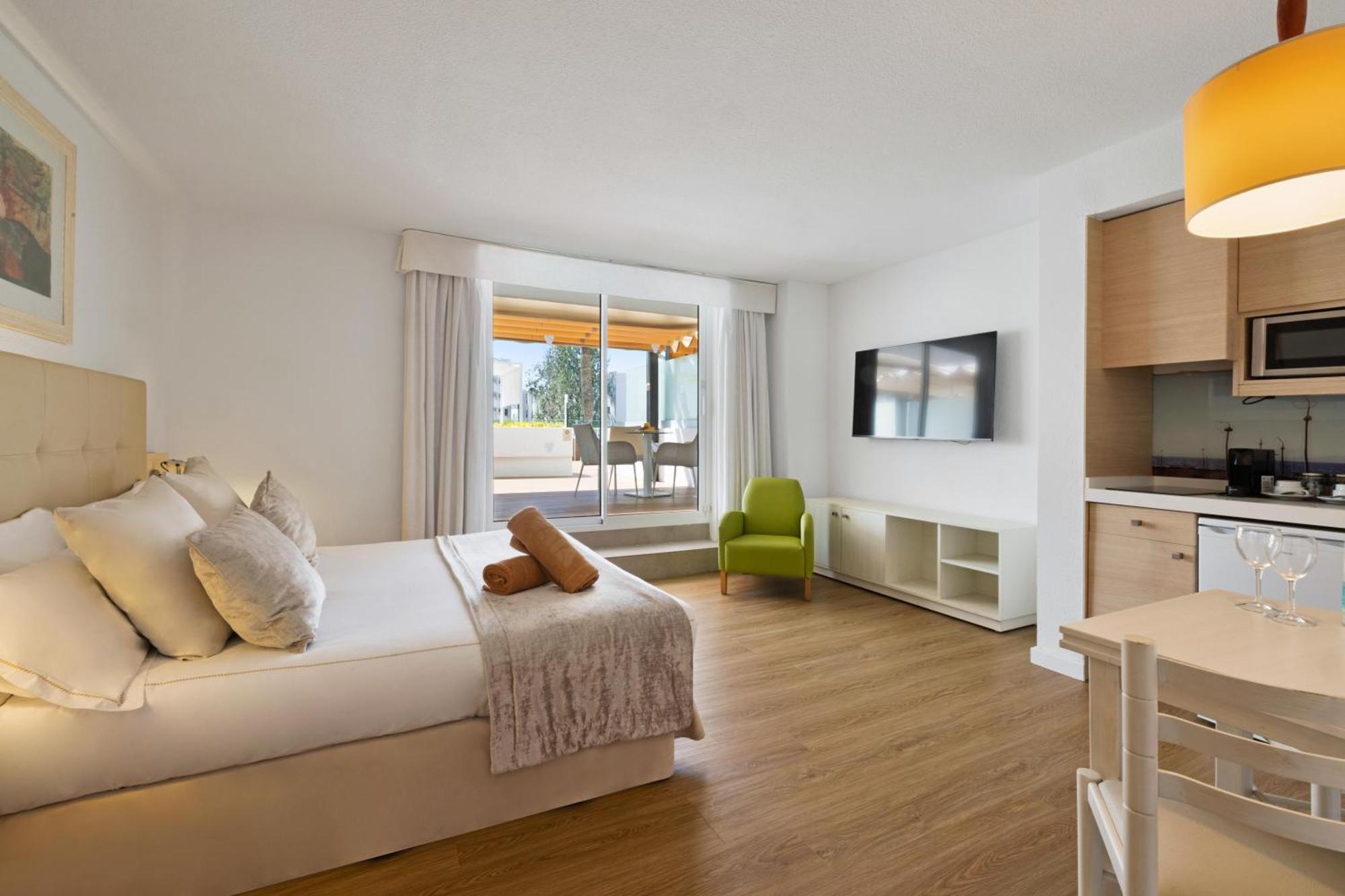 Viva Sunrise Apartahotel 4*