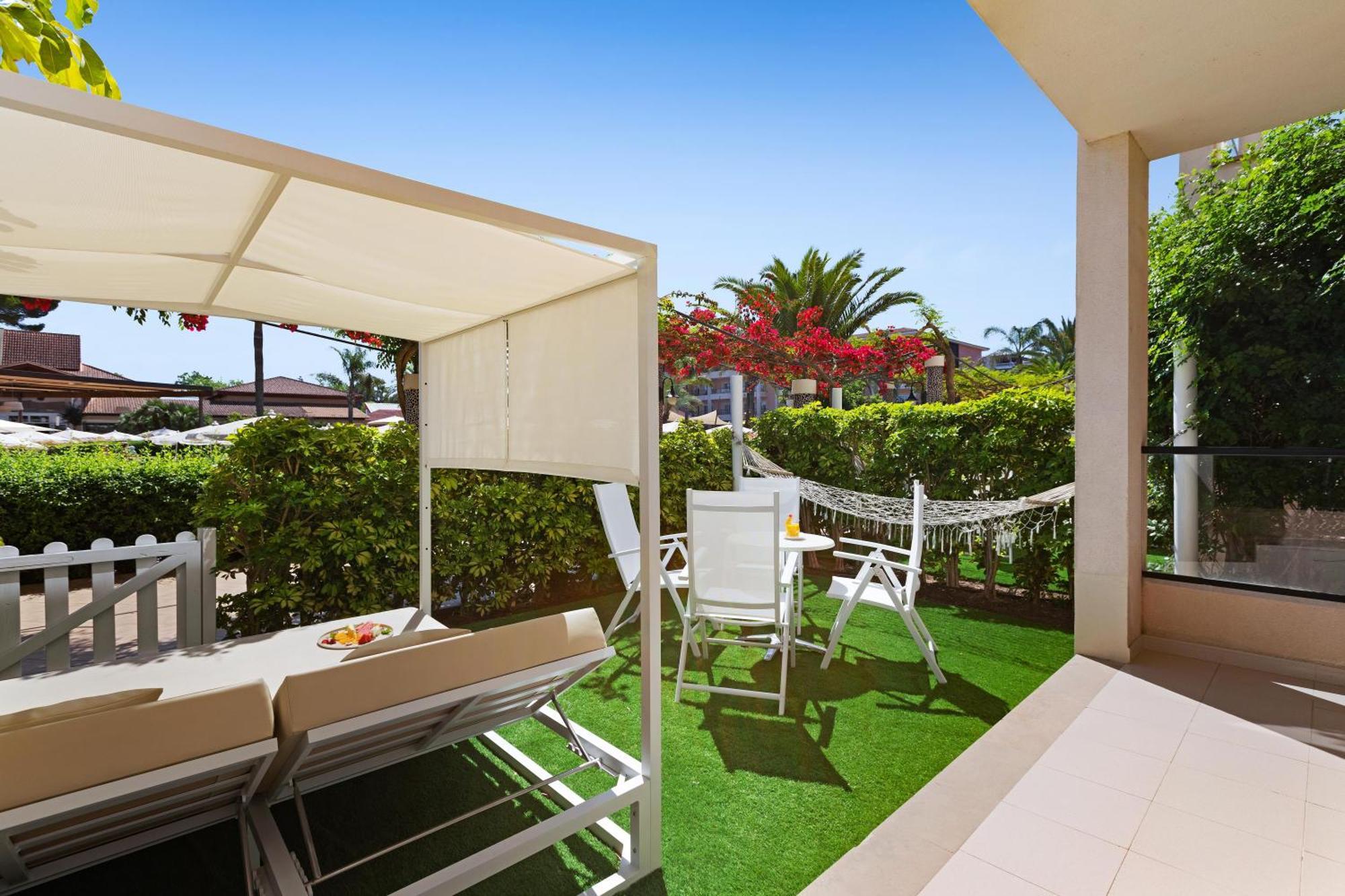 Viva Blue & Apartahotel 4*