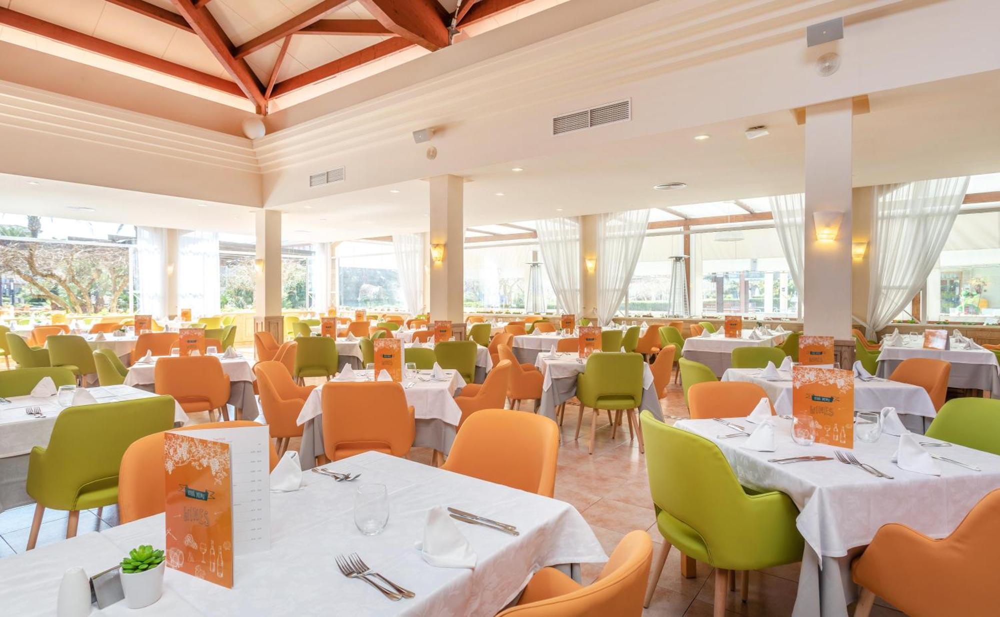 Viva Blue & Apartahotel 4*
