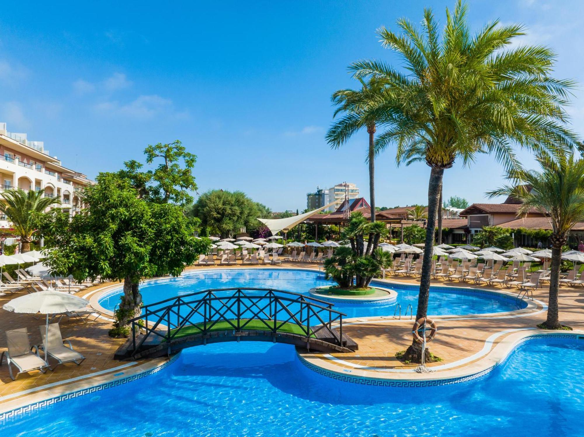 Apartahotel Viva Blue & Playa de Muro (Mallorca)