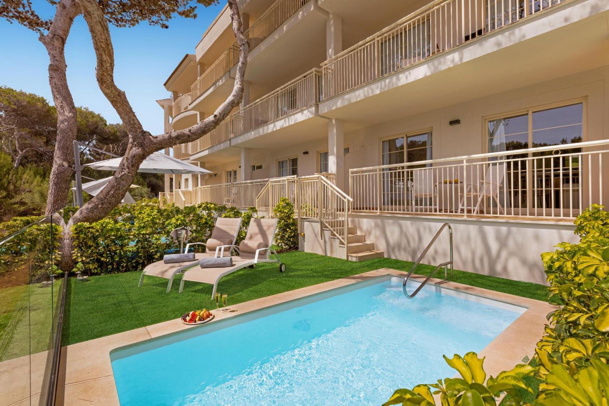 Viva Cala Mesquida & Adults Only 16 4*