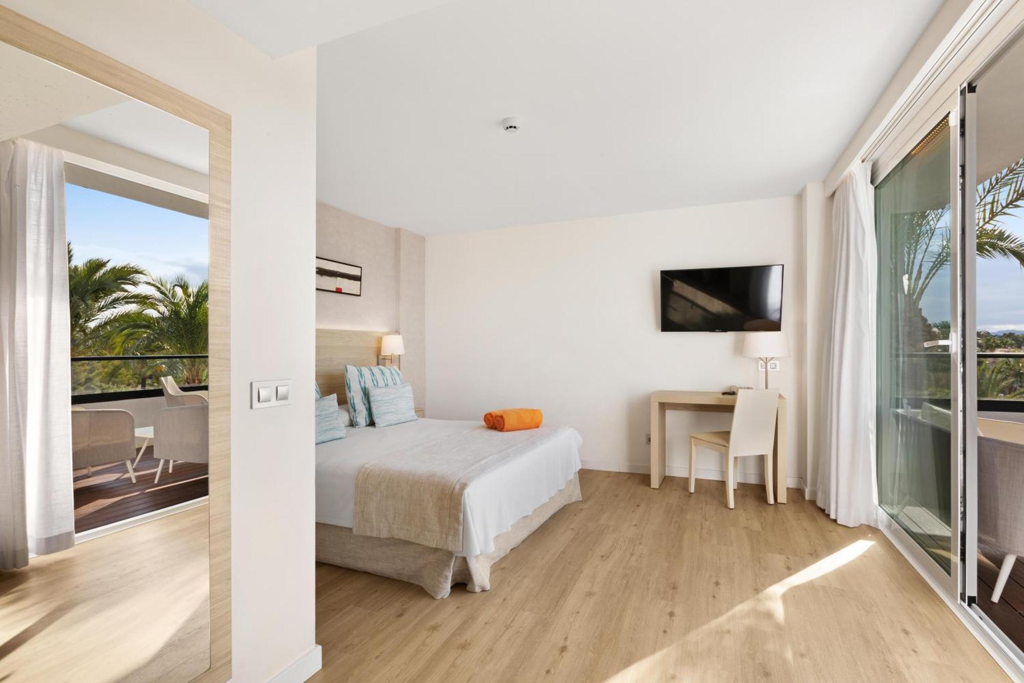 Viva Eden Apartahotel 4*