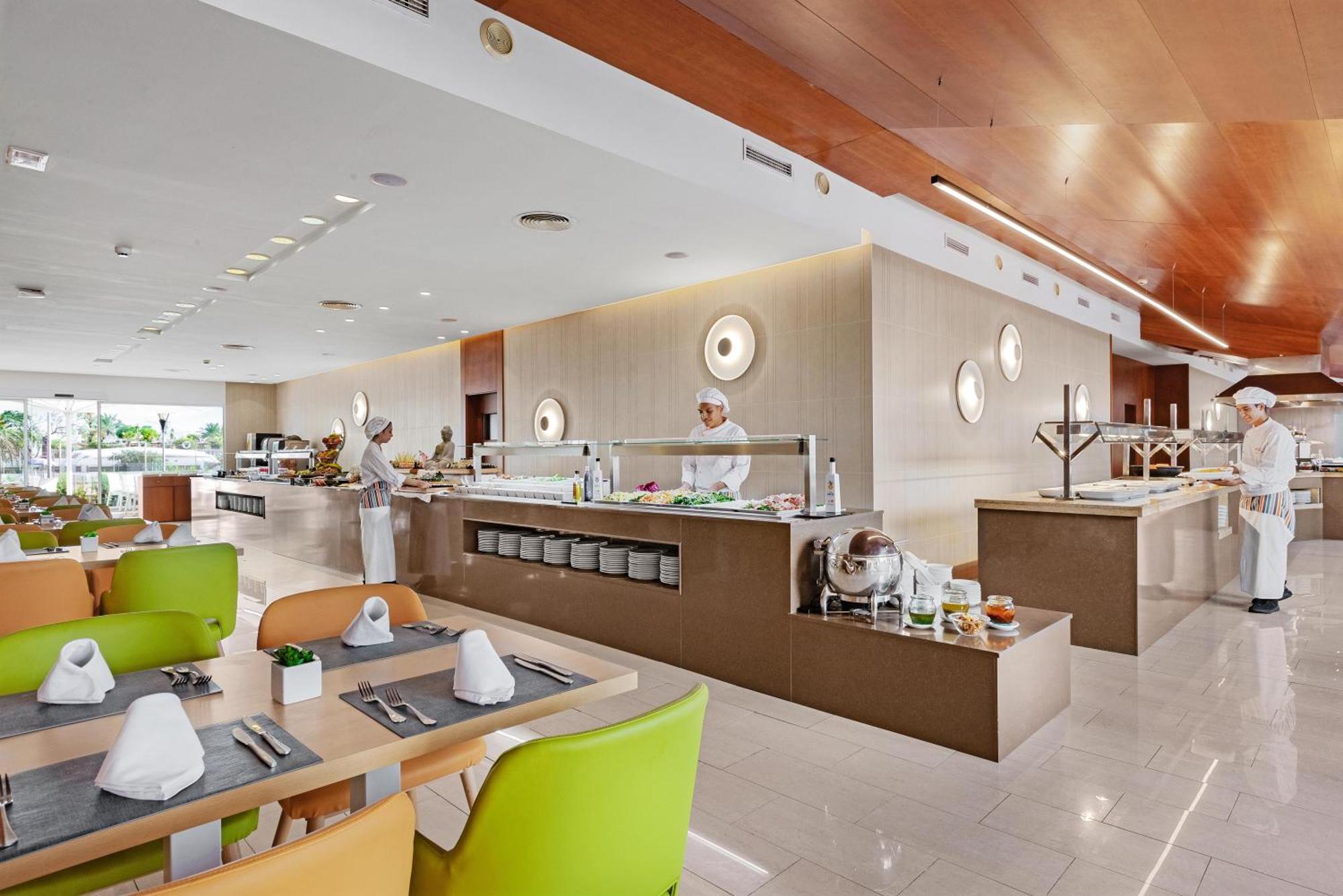 Apartahotel Viva Eden