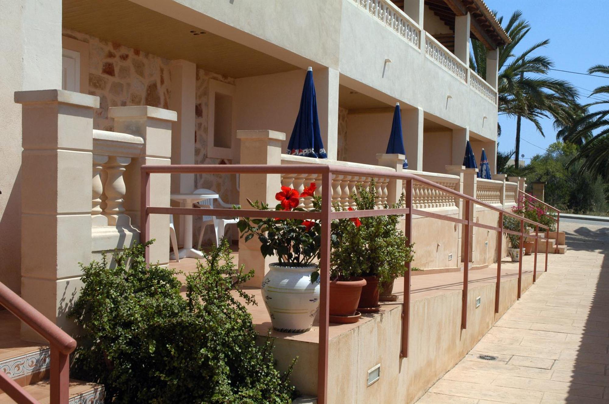 Pensión Fonda Palmeras Font de sa Cala