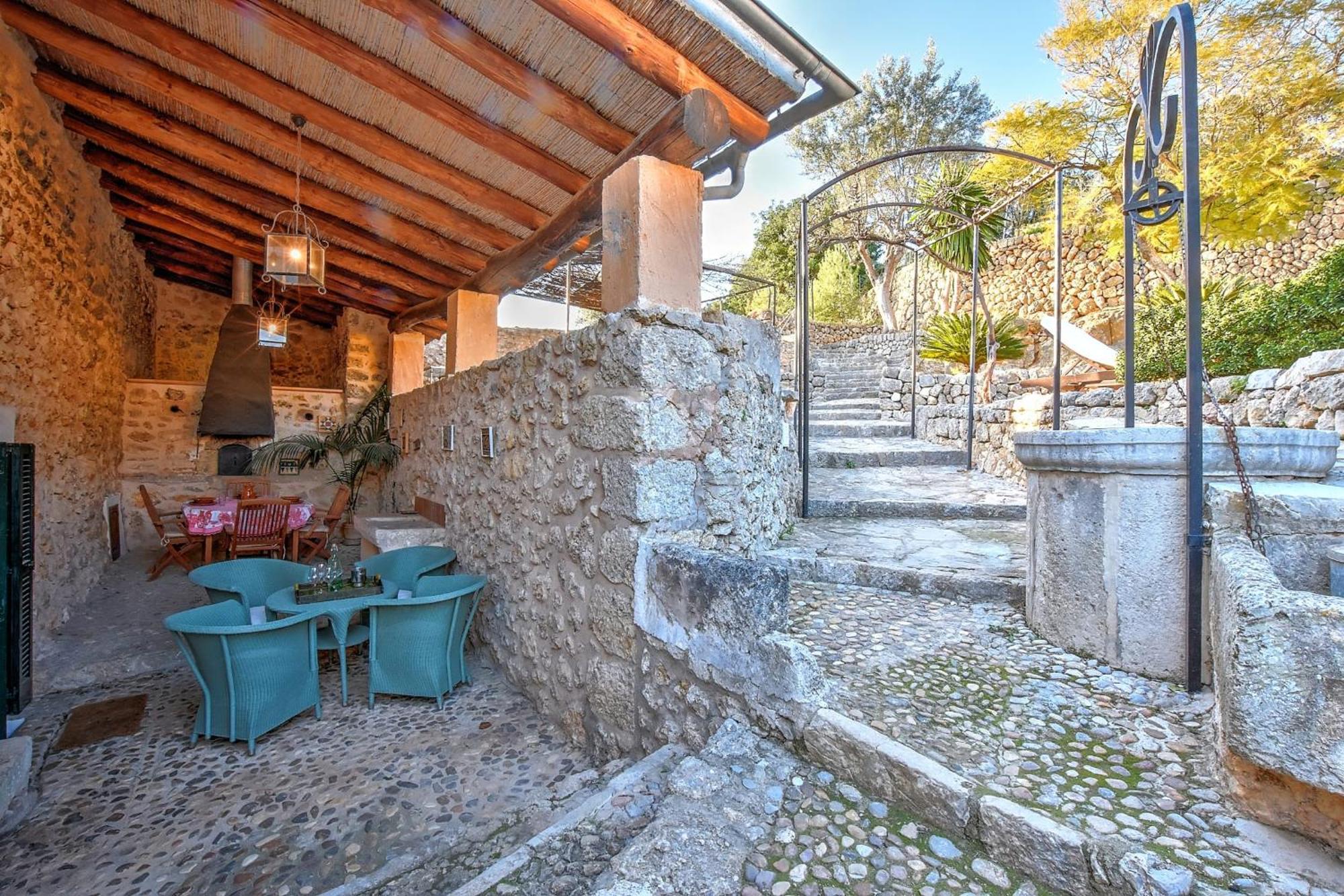 Pulit By Slow * Selva (Mallorca)
