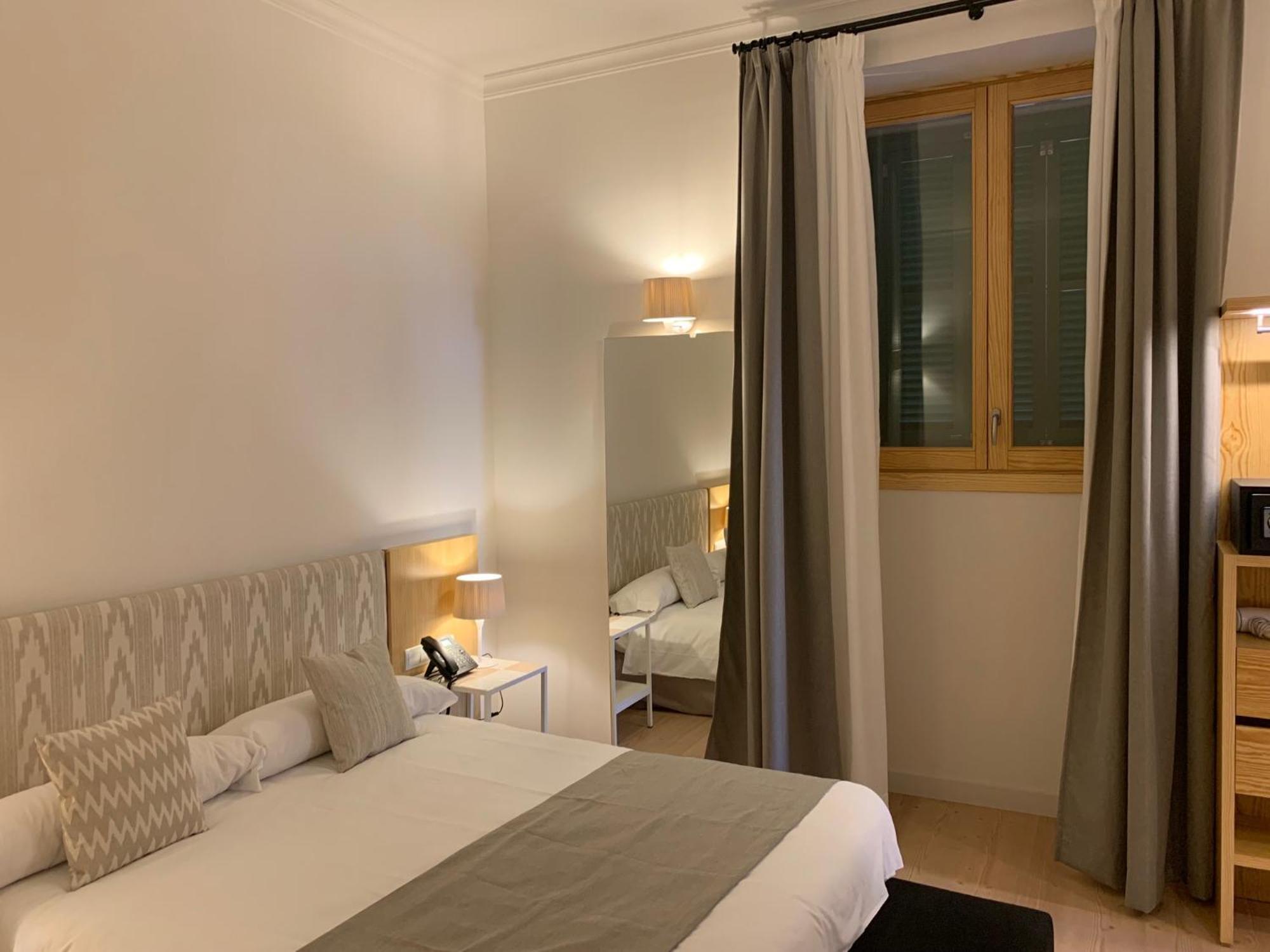 Center Hotel