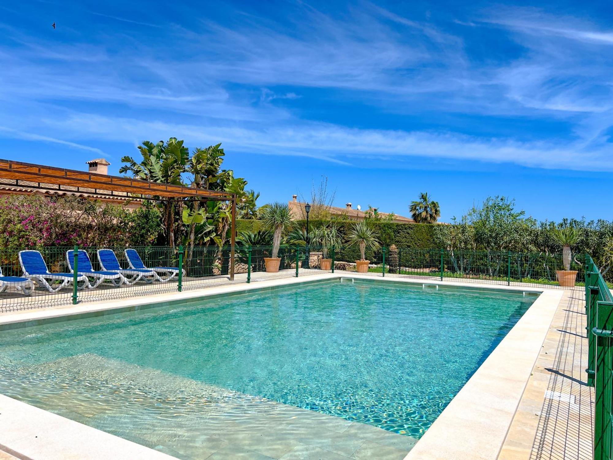 10 Personas Con Bbq Piscina Y Terraza Chalet S'Horta