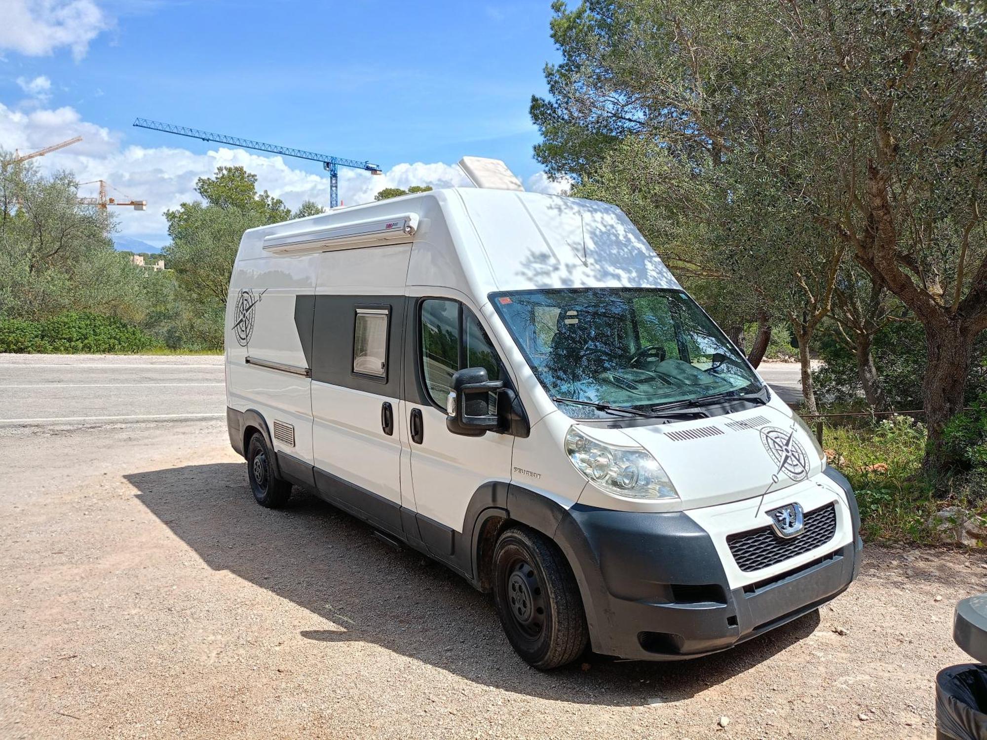 Furgoneta Camper Gran Volumen Camping *
