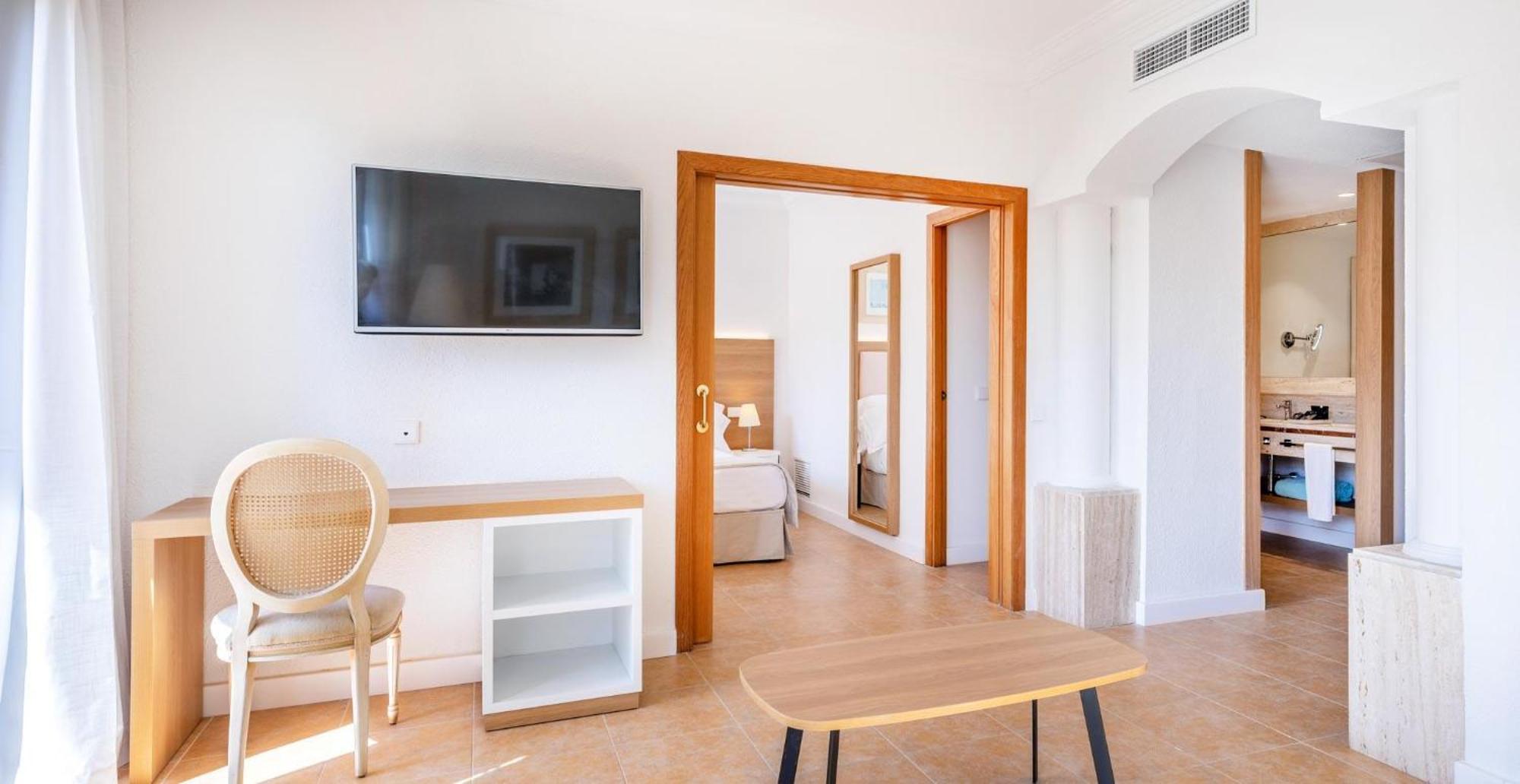 Hotel Viva Cala Mesquida & Adults Only 16