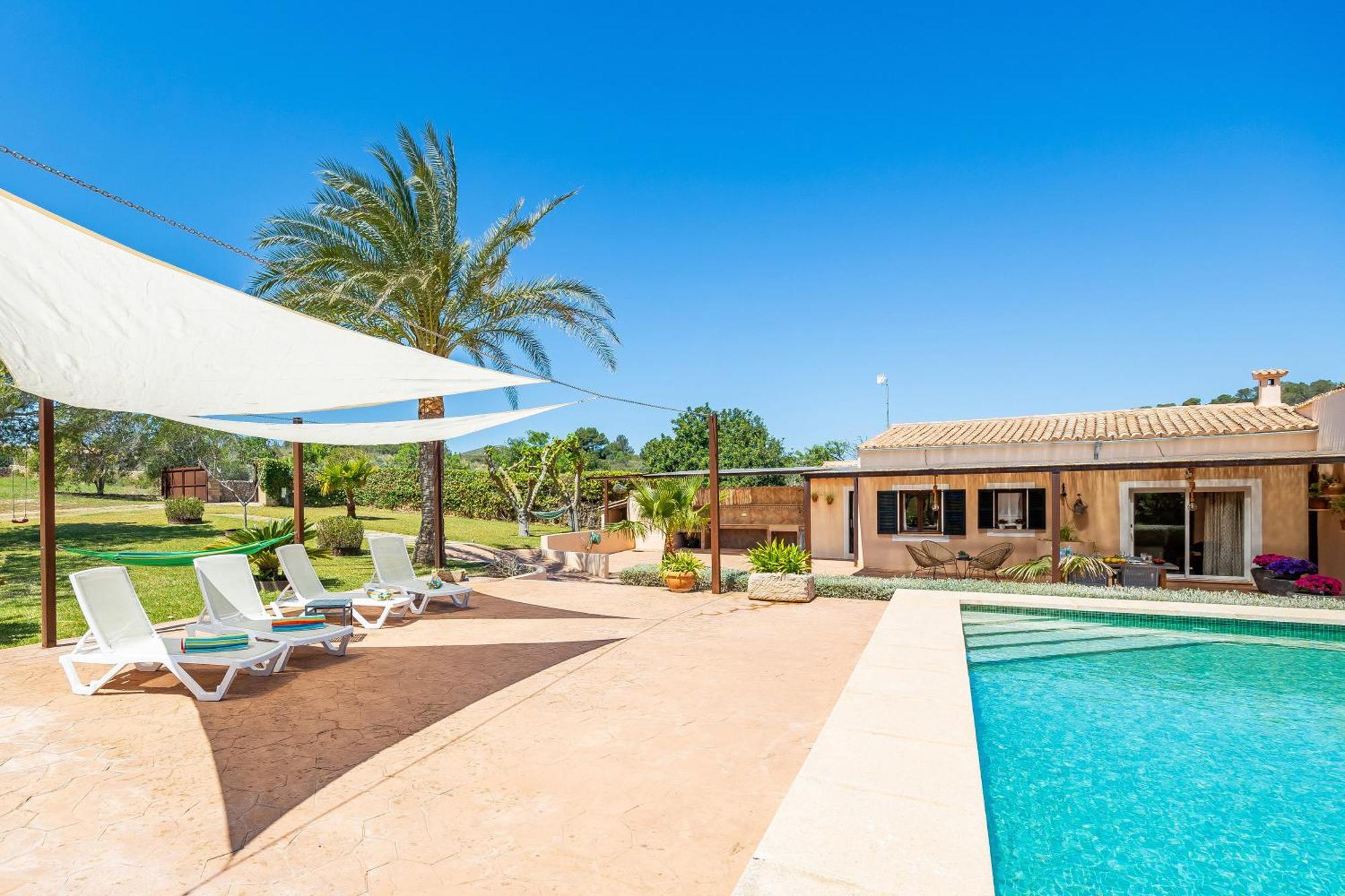 Villa Sis Quartons