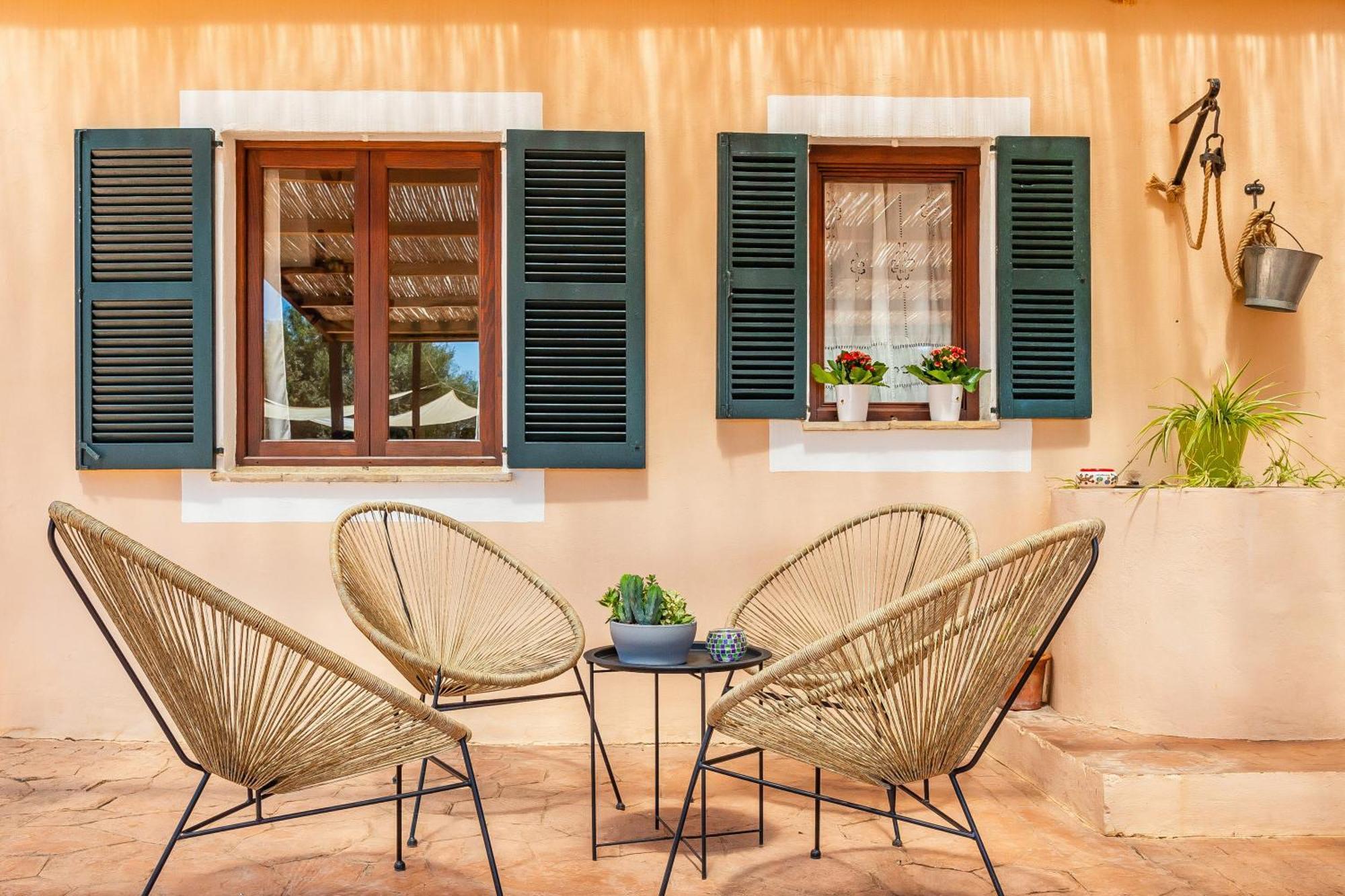 Sis Quartons Villa
