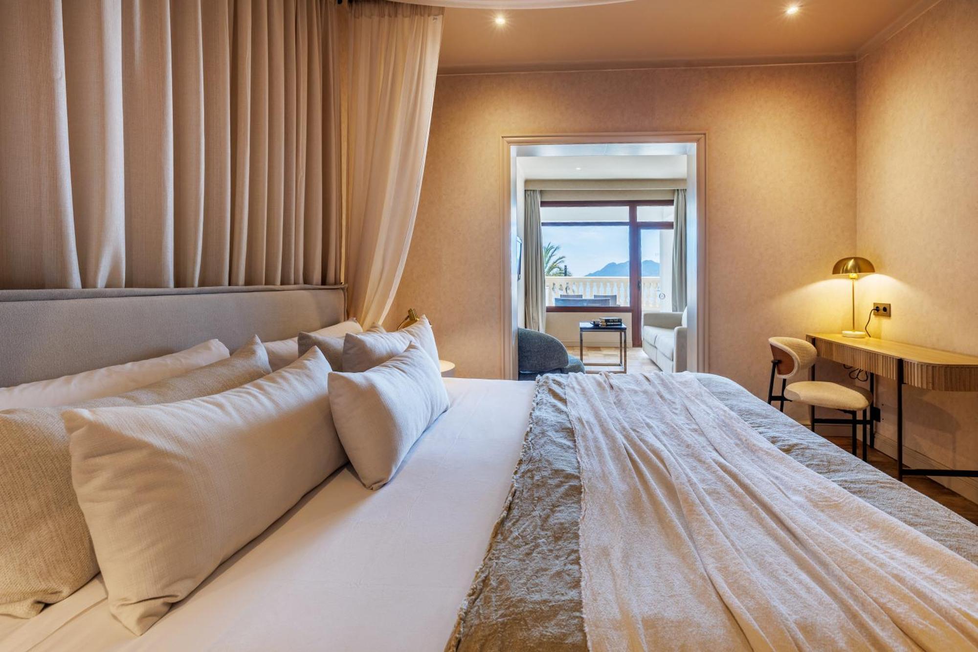Hotel Hoposa Uyal Port de Pollenca