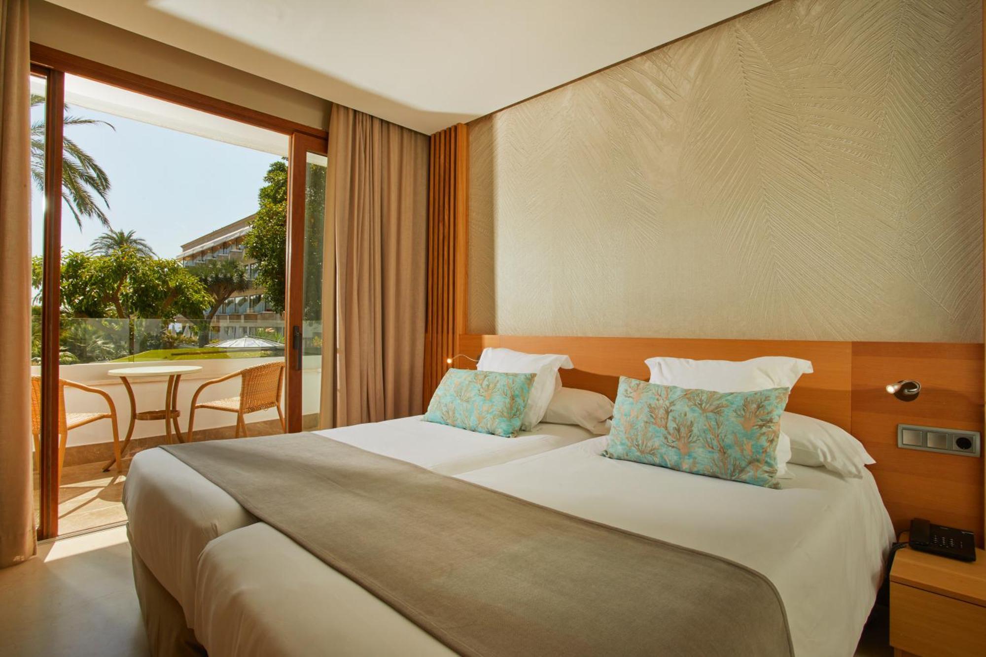 Son Caliu Oasis Hotel