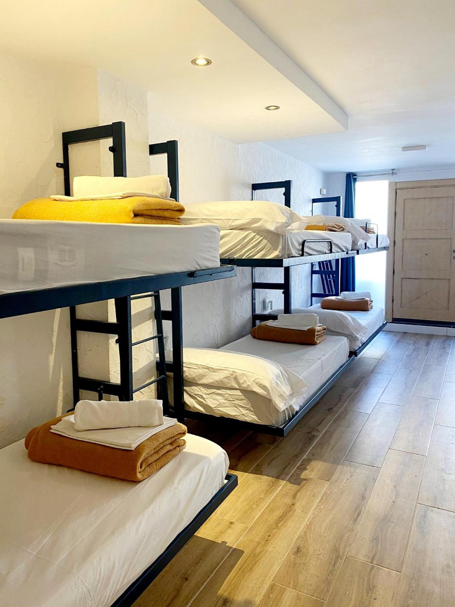 Hostal Y - Juvenil Palma de Mallorca