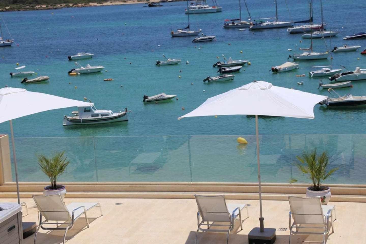 Beachfront Es Turo Apartamento