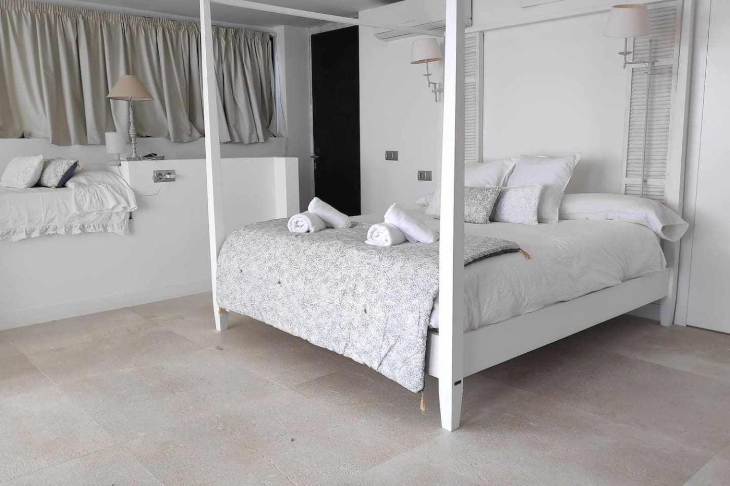 Beachfront Es Turo Colonia de Sant Jordi