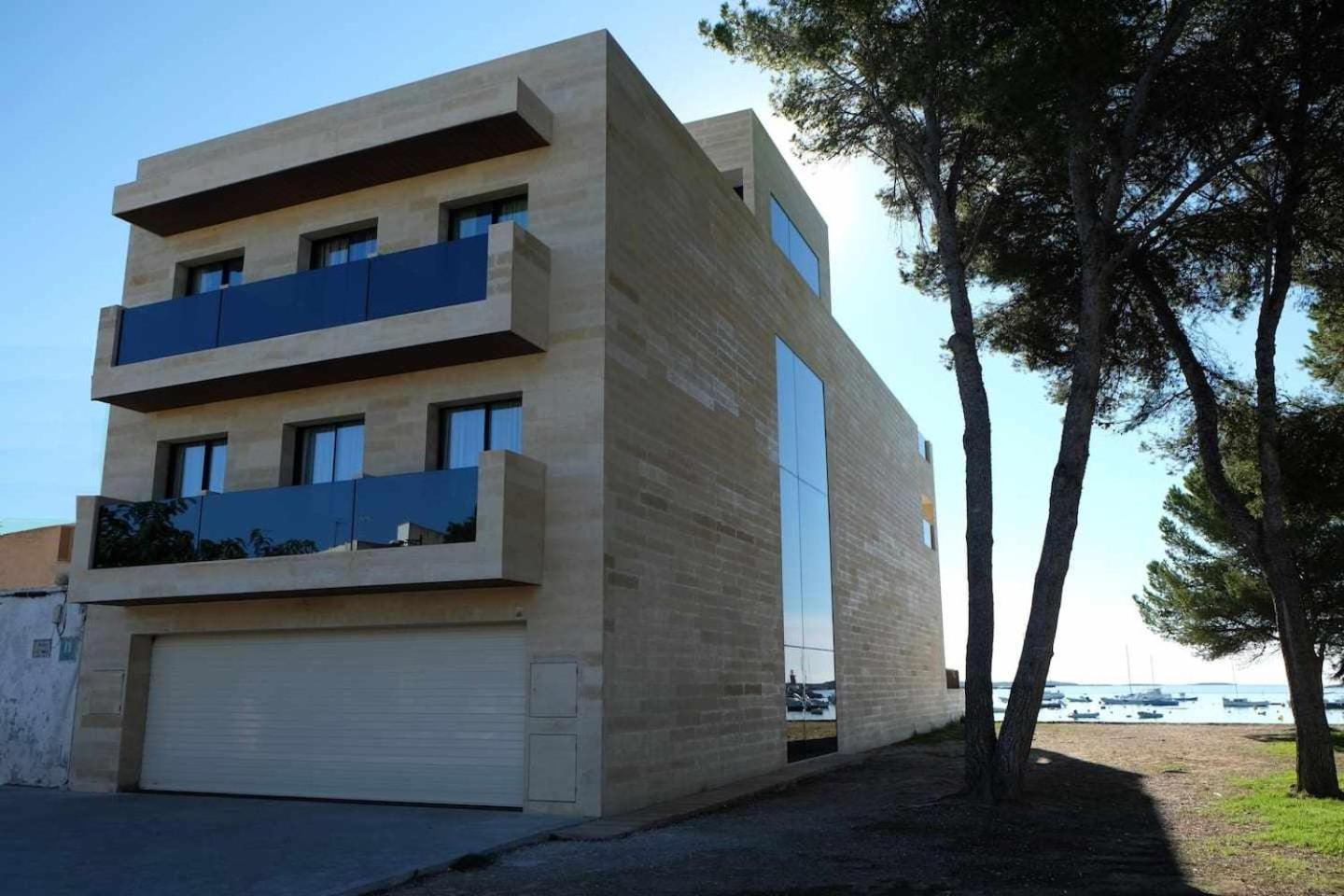 Beachfront Es Turo Apartamento *