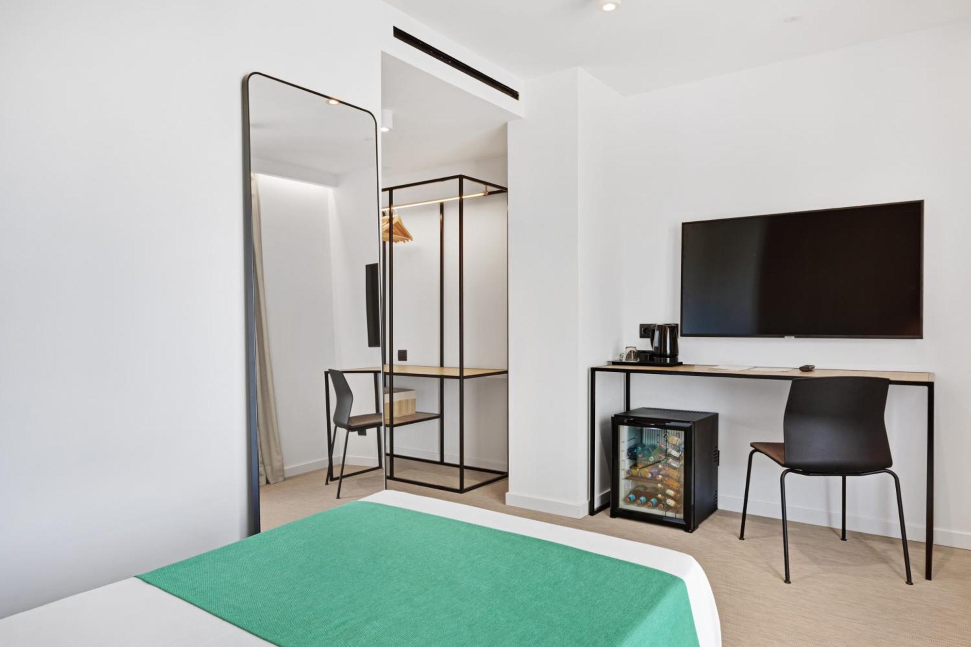 Paradiso Garden Hotel 4*