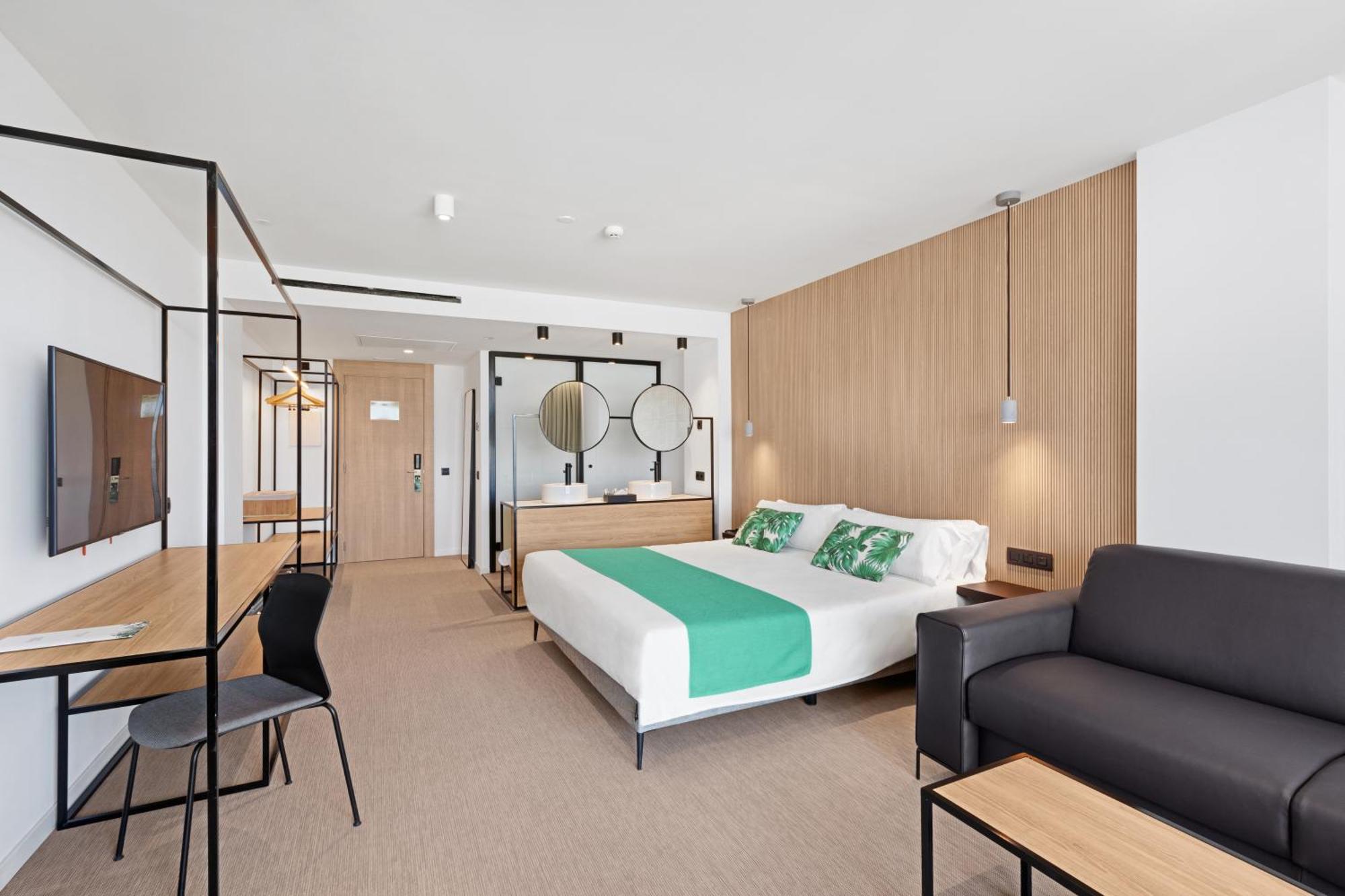Paradiso Garden Hotel 4*