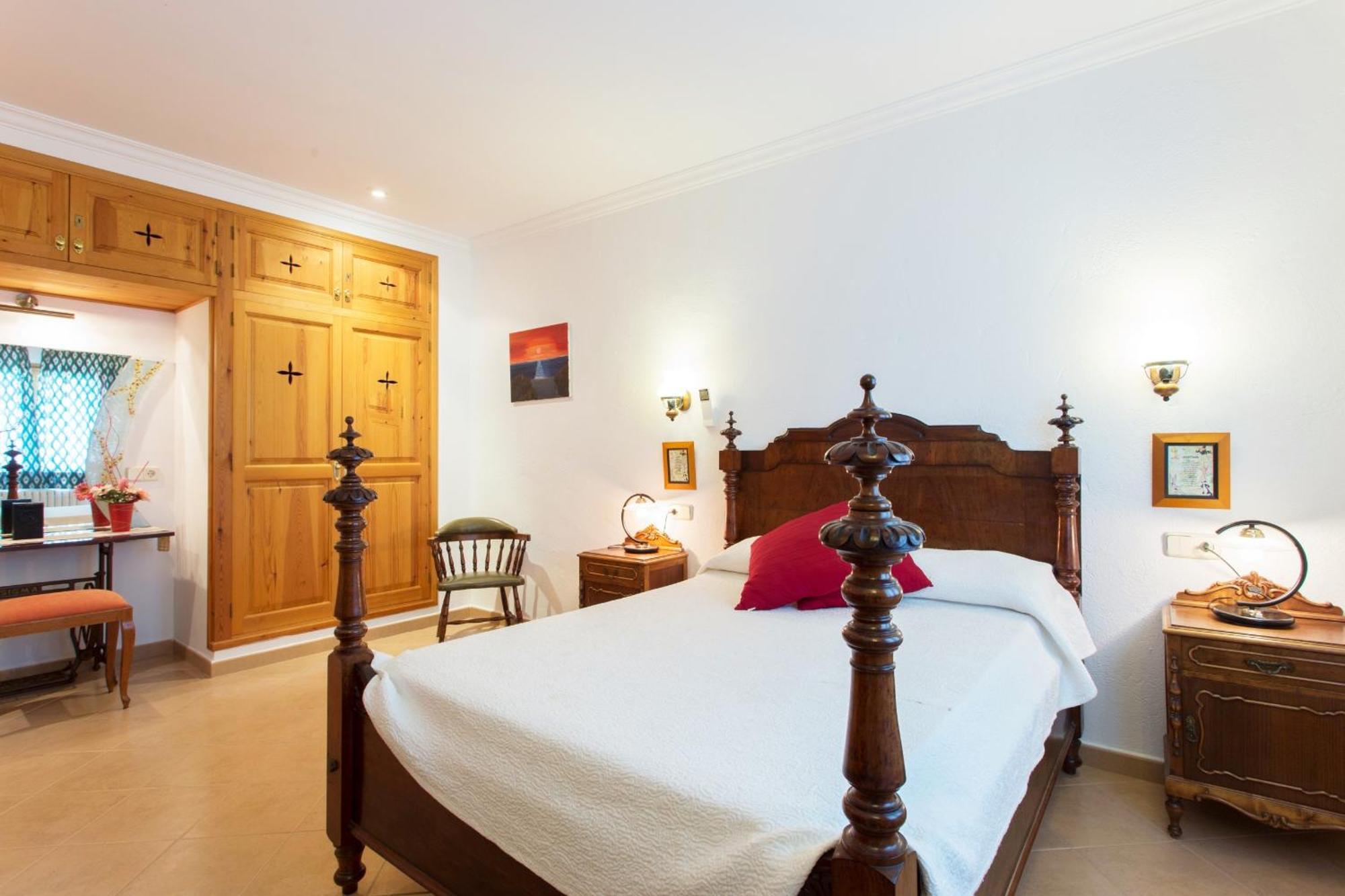 Villa Owl Suavet Petit - Exclusive With A Stunning Pool