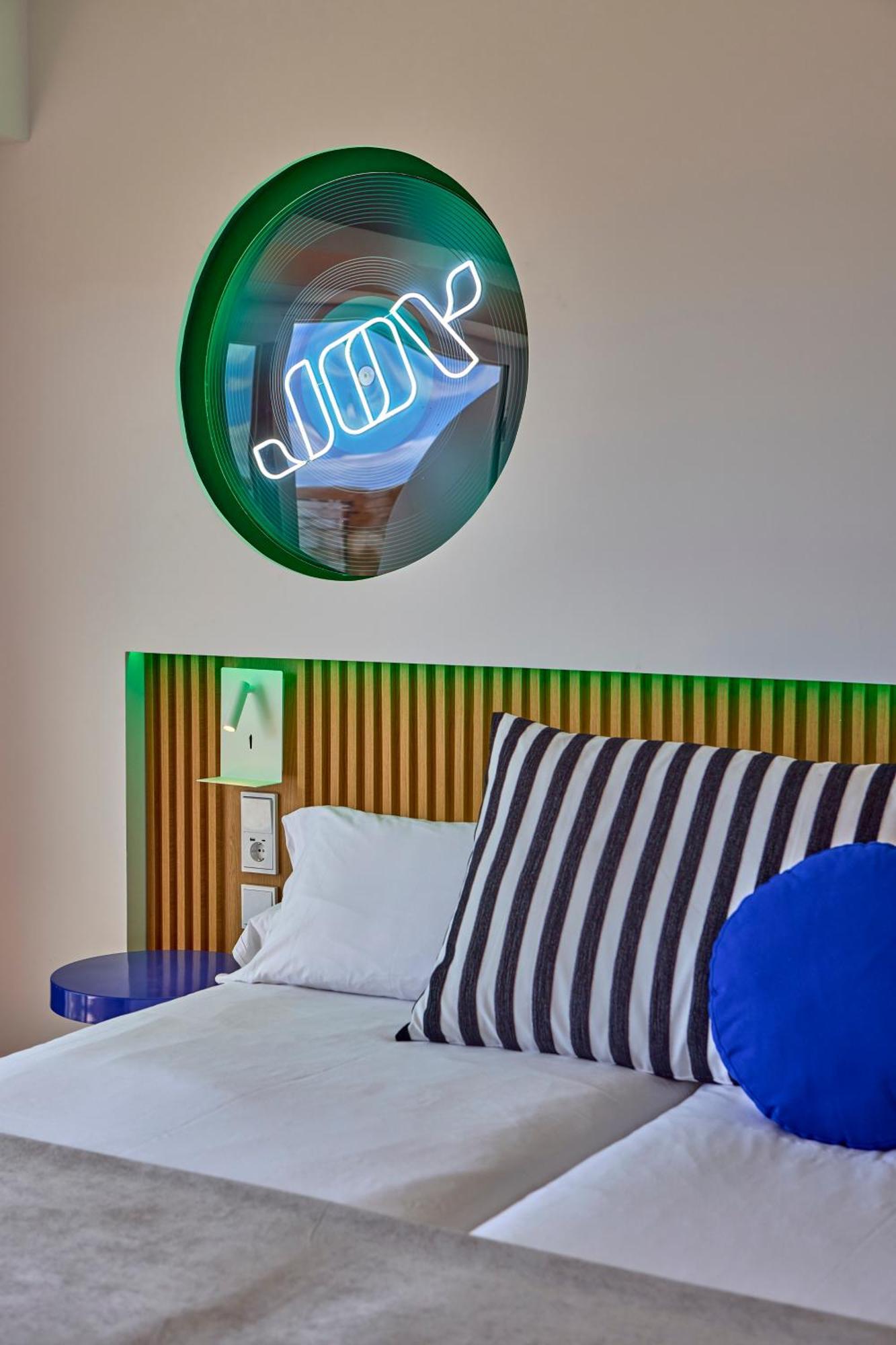 Universal Neptuno (adults Only) Hotel