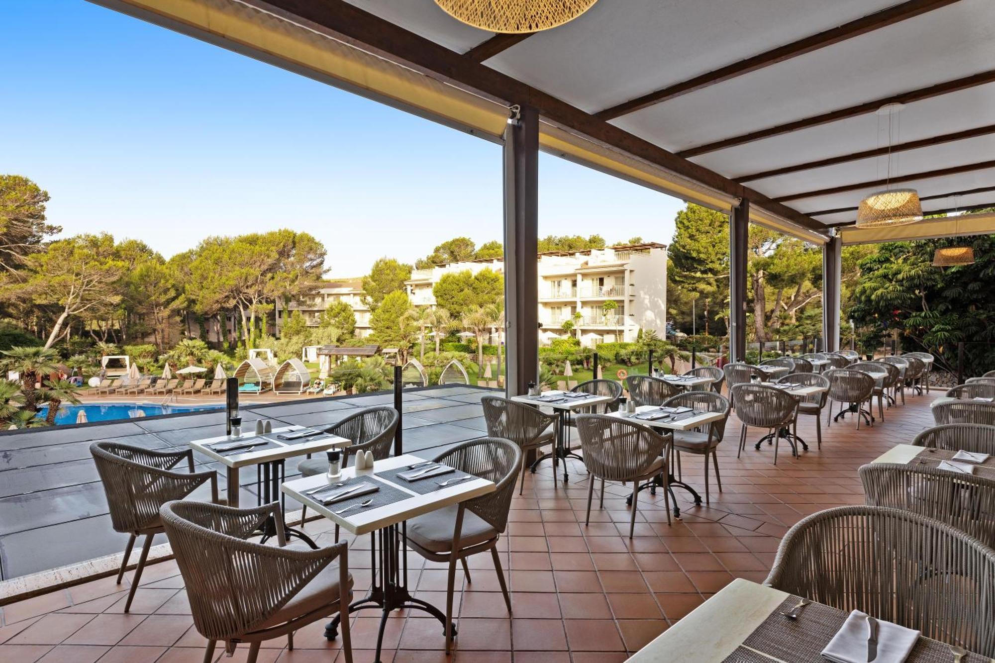 Viva Cala Mesquida & Adults Only 16