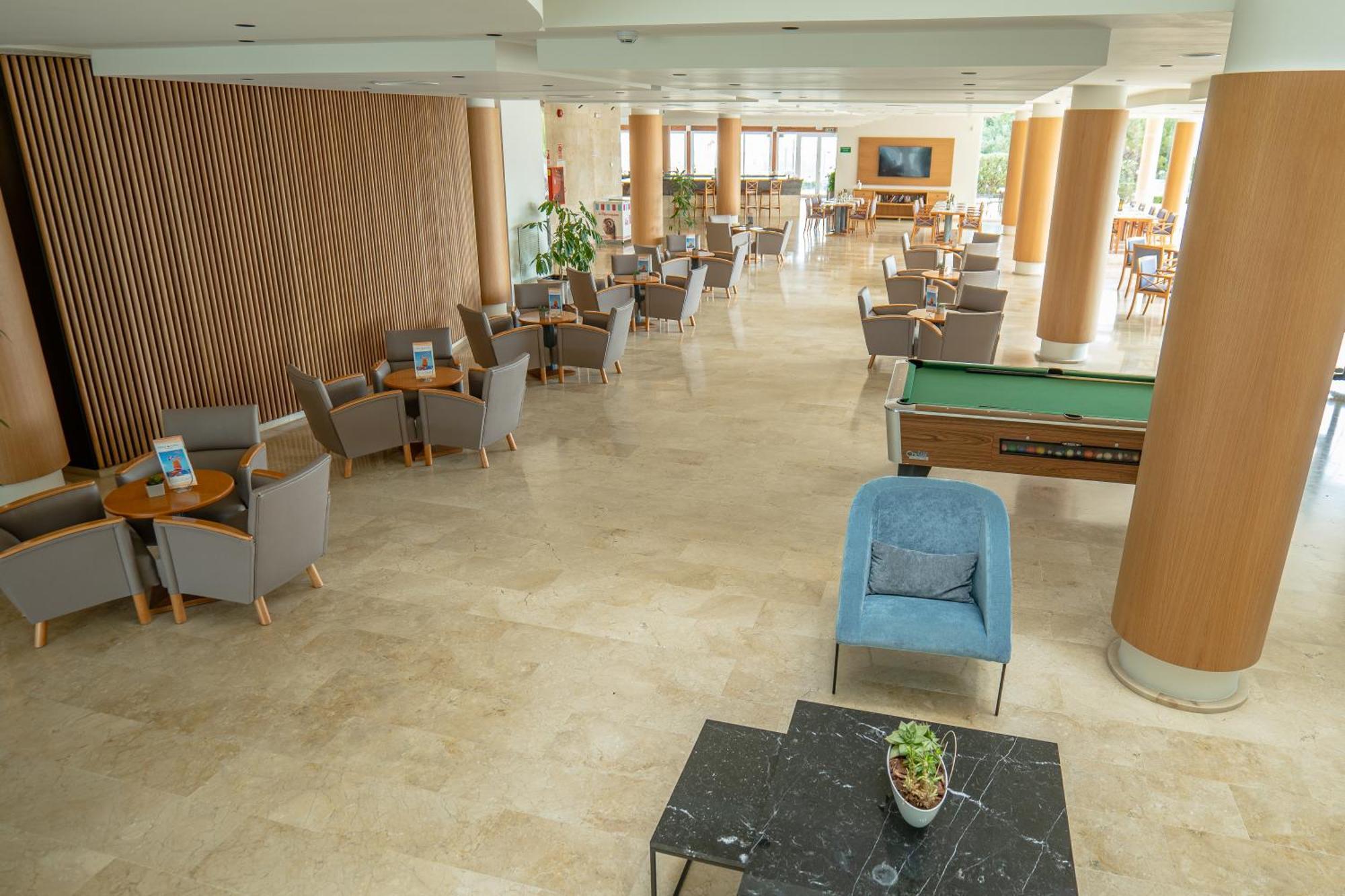 Dunes Platja Apartahotel 4*