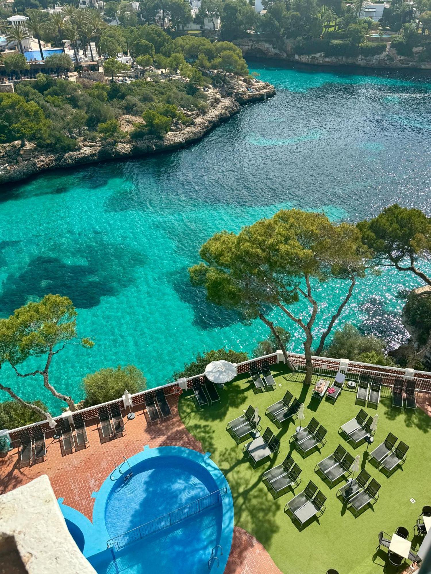 Hotel Cala Ferrera 3*