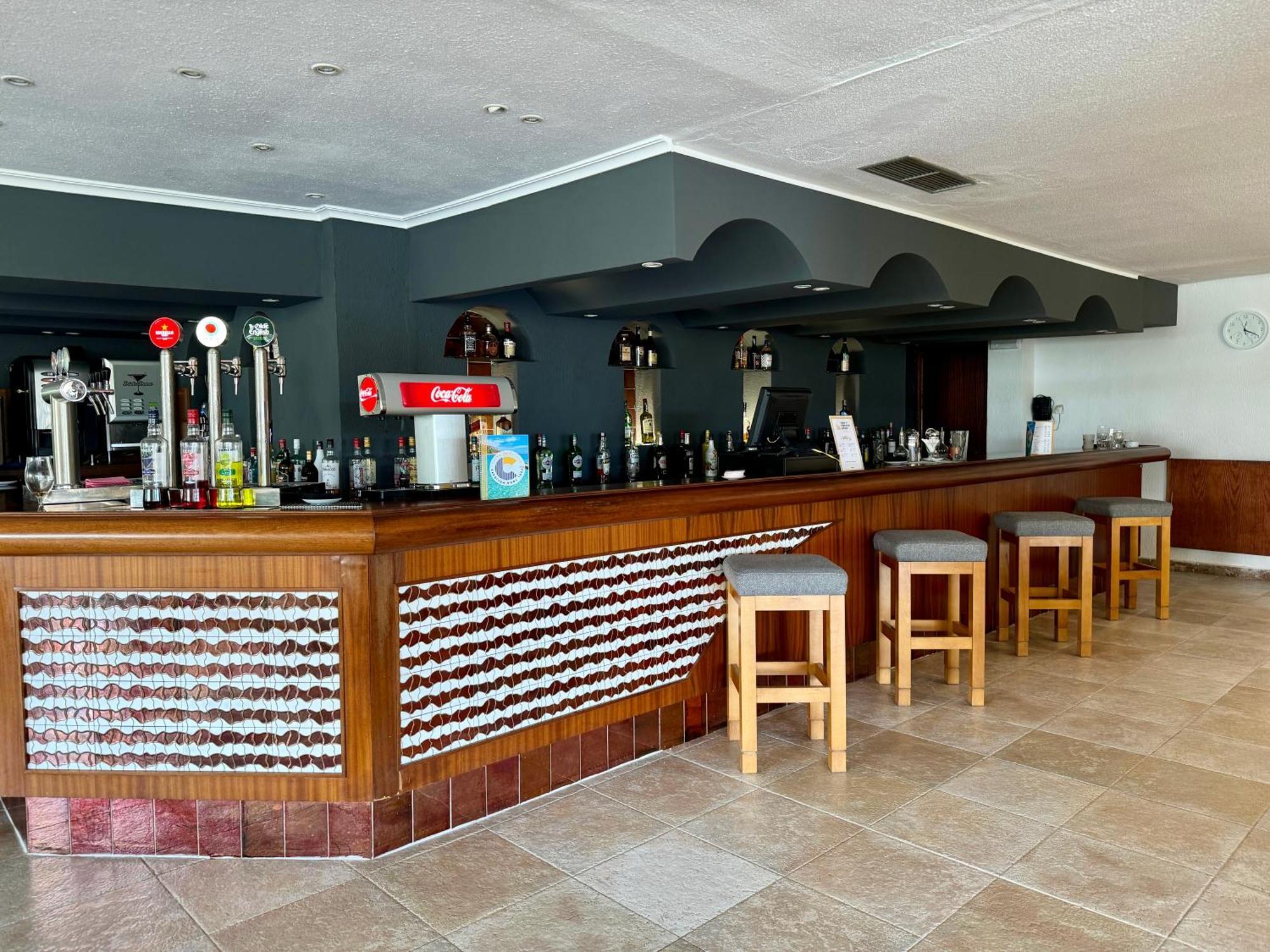 Hotel Cala Ferrera 3*