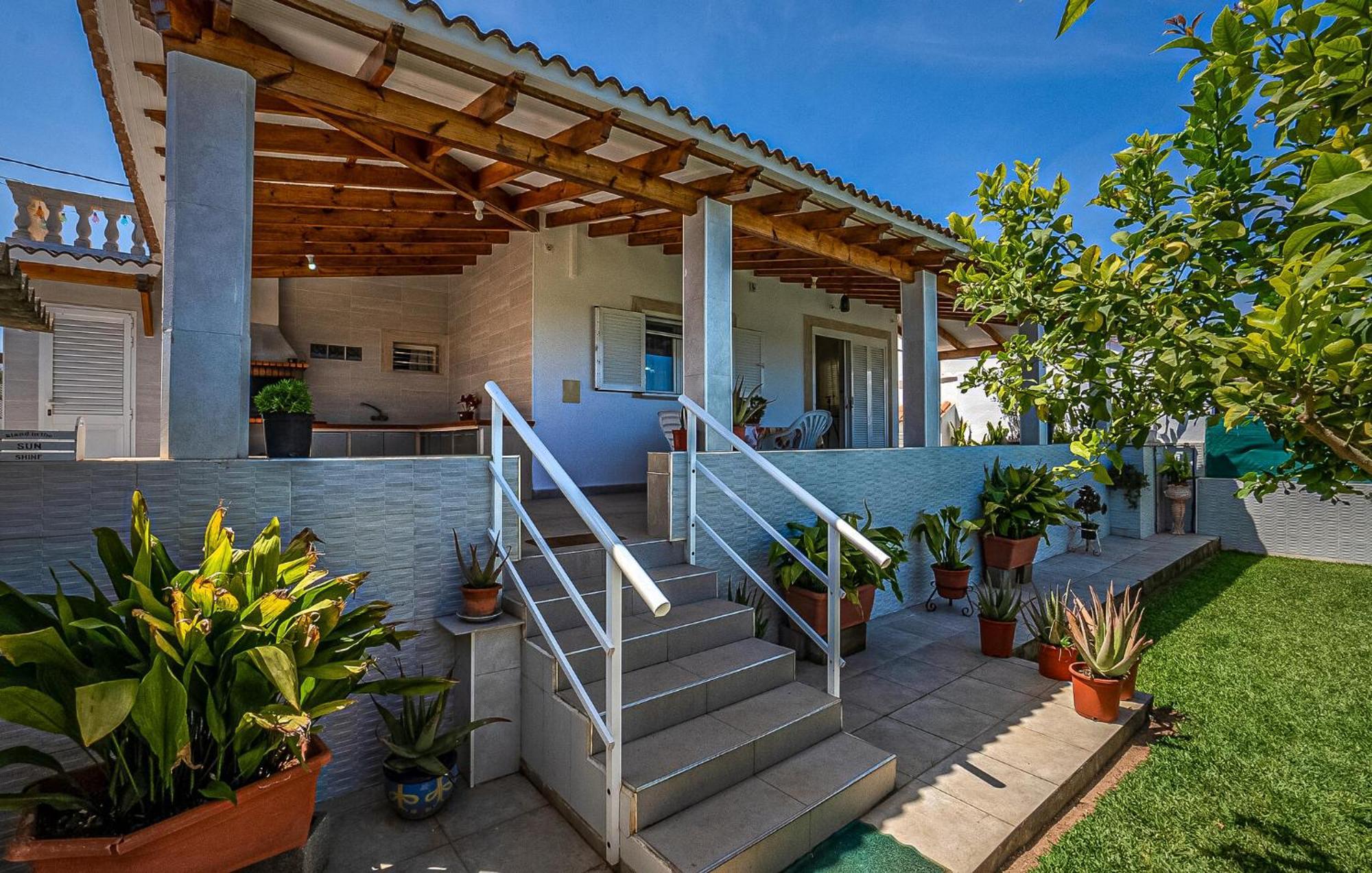 Gorgeous In With House A Mountain View Сasa de vacaciones