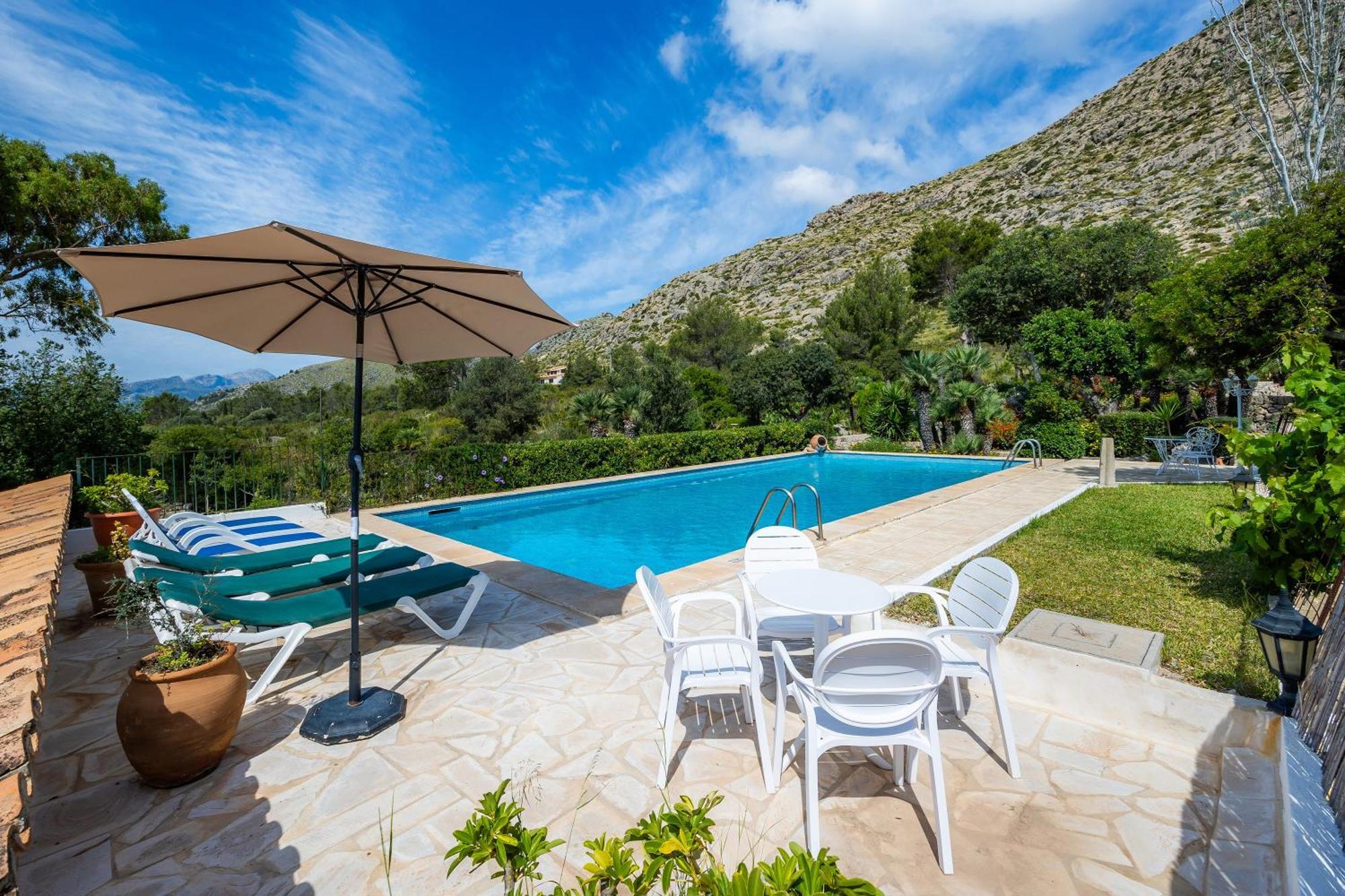 Piedra Villa