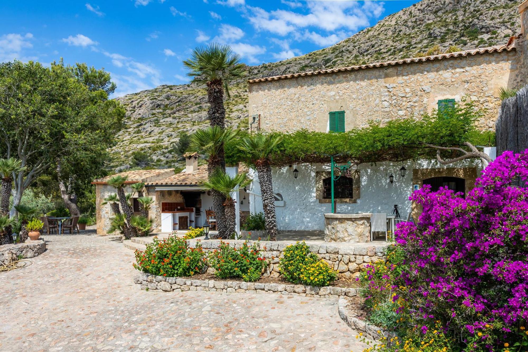 Villa Piedra