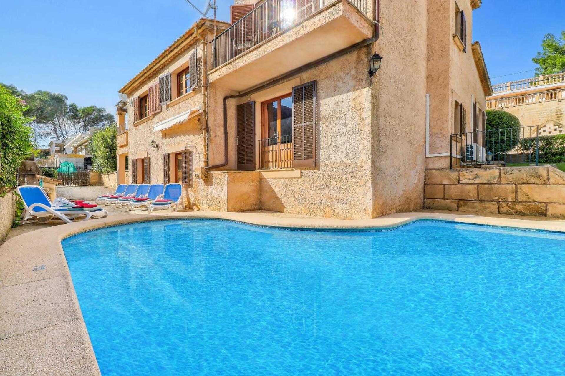 Villa March By *