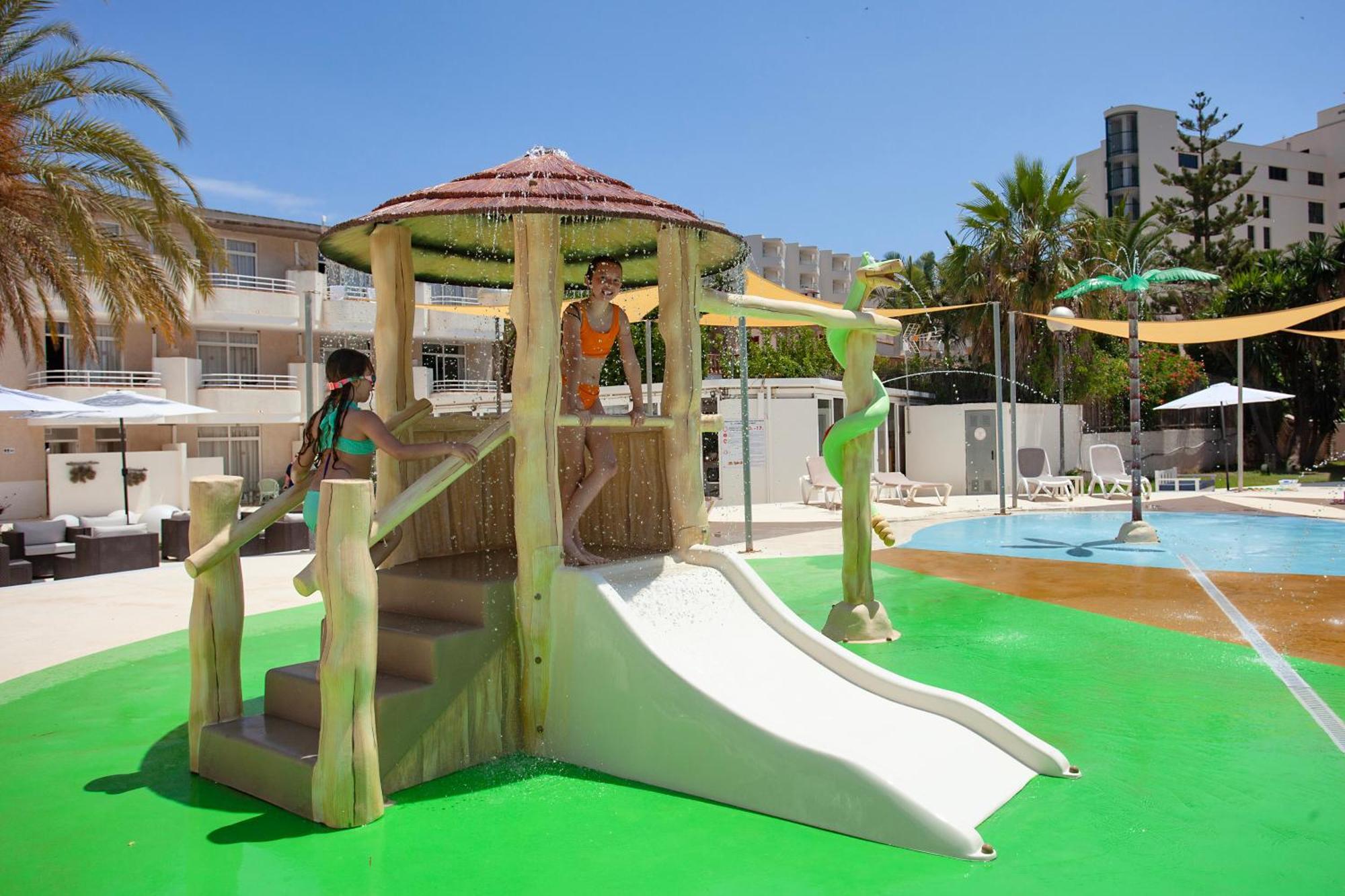 Bj Club Sa Coma * Sa Coma (Mallorca)