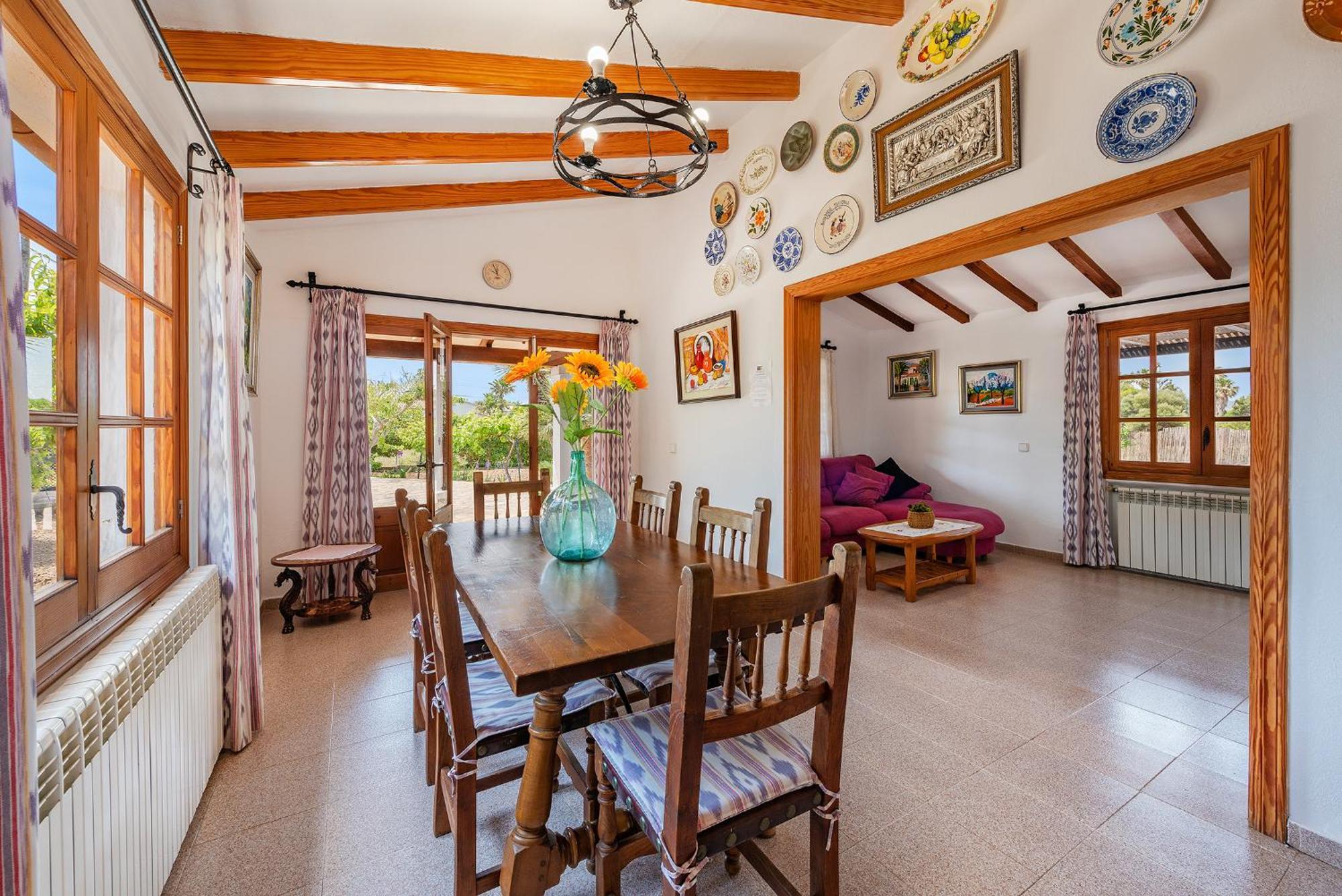 Els Garbellons Villa *
