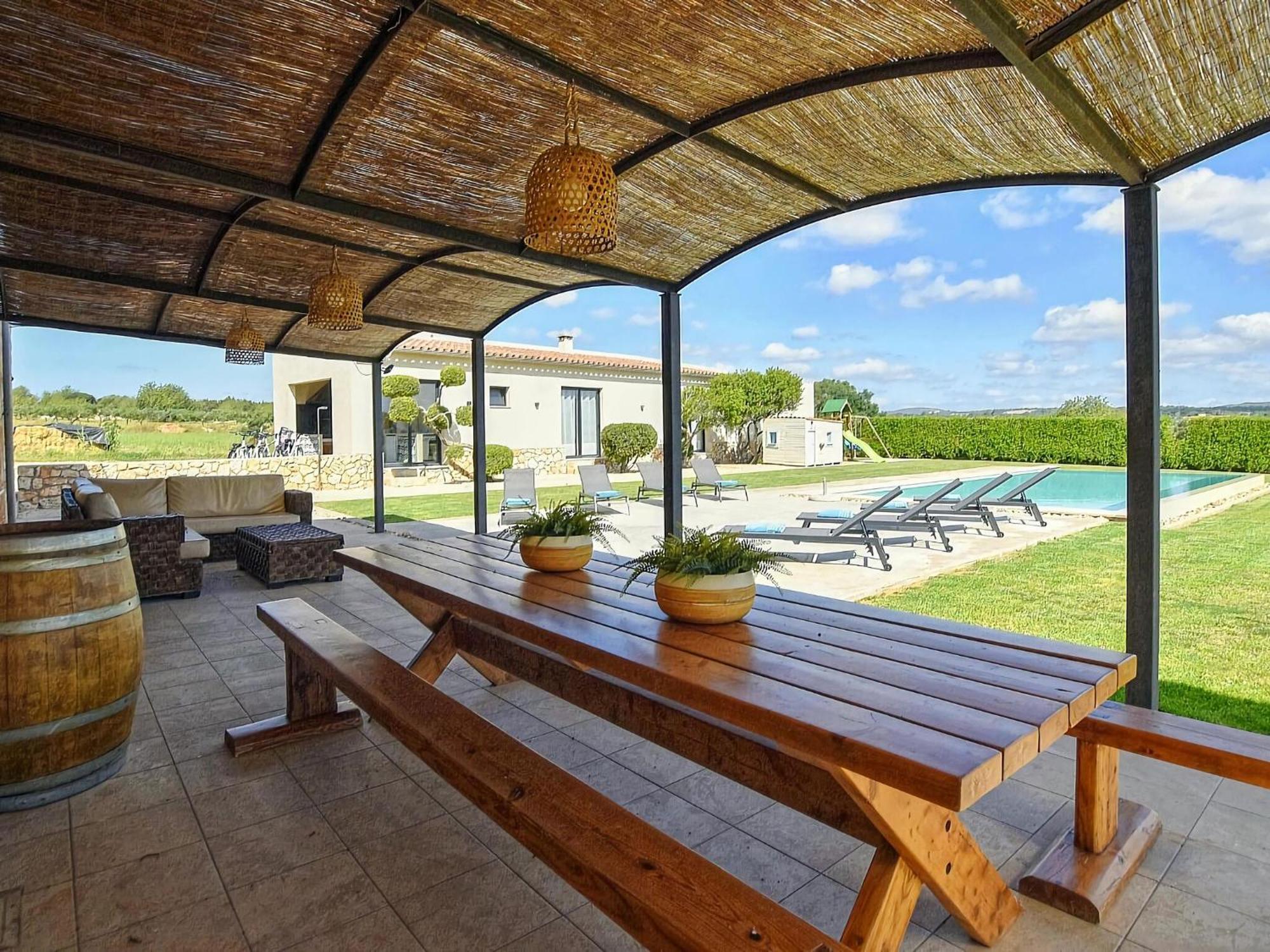 Lavish With Private Swimming Pool Villa *