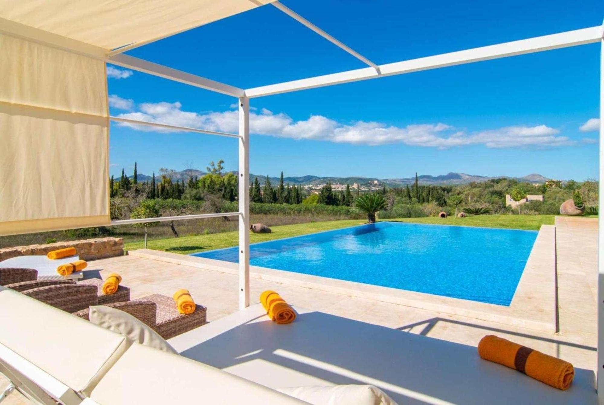 Sa Corbaia Villa *