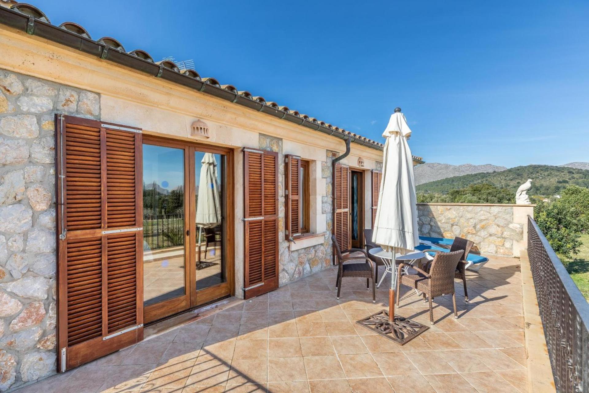 Lolivar Canaves By Vintage Travel * Pollensa