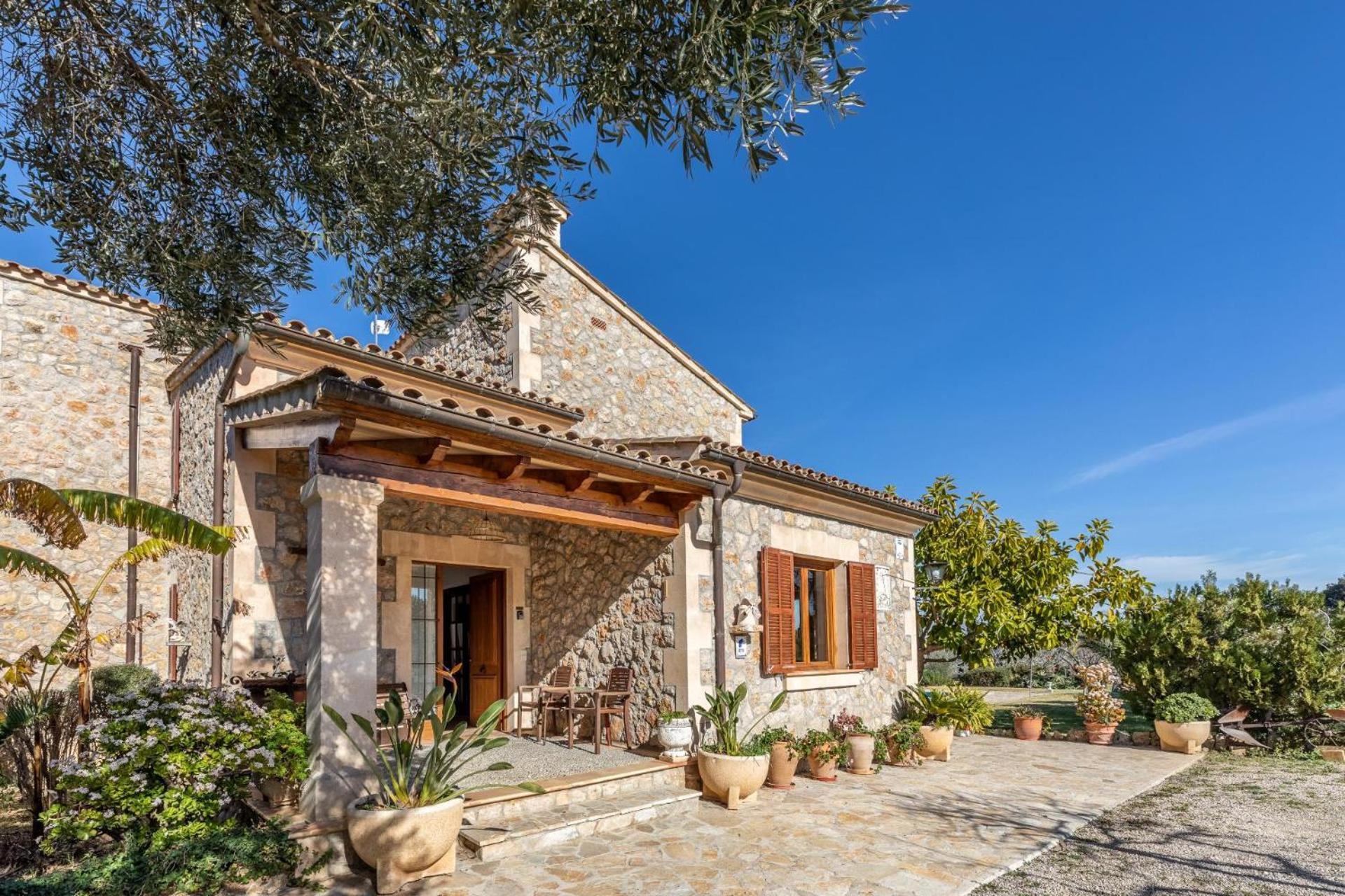 Villa Lolivar Canaves By Vintage Travel Pollensa