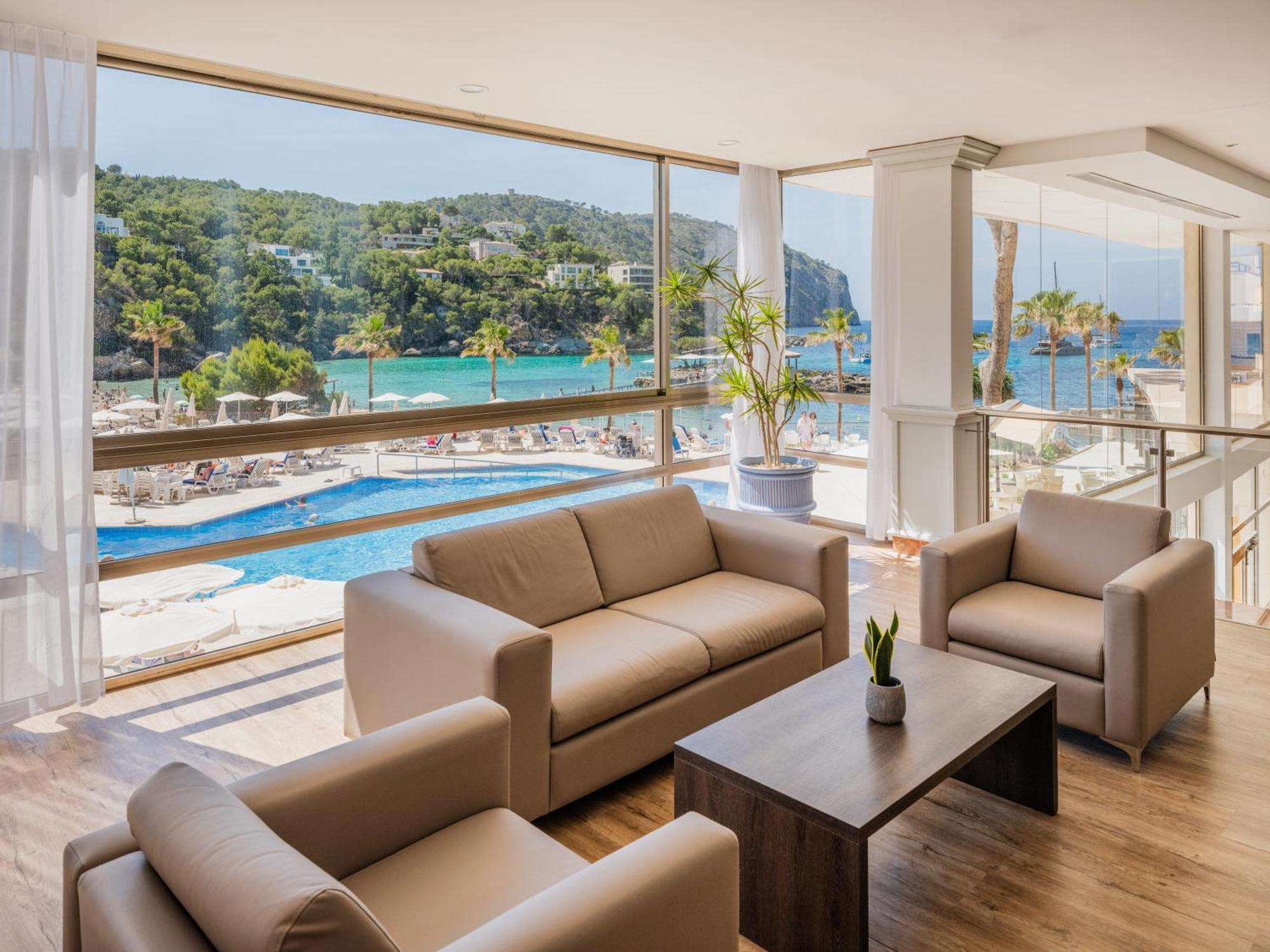 Hotel Grupotel Playa - Adults Only 4*