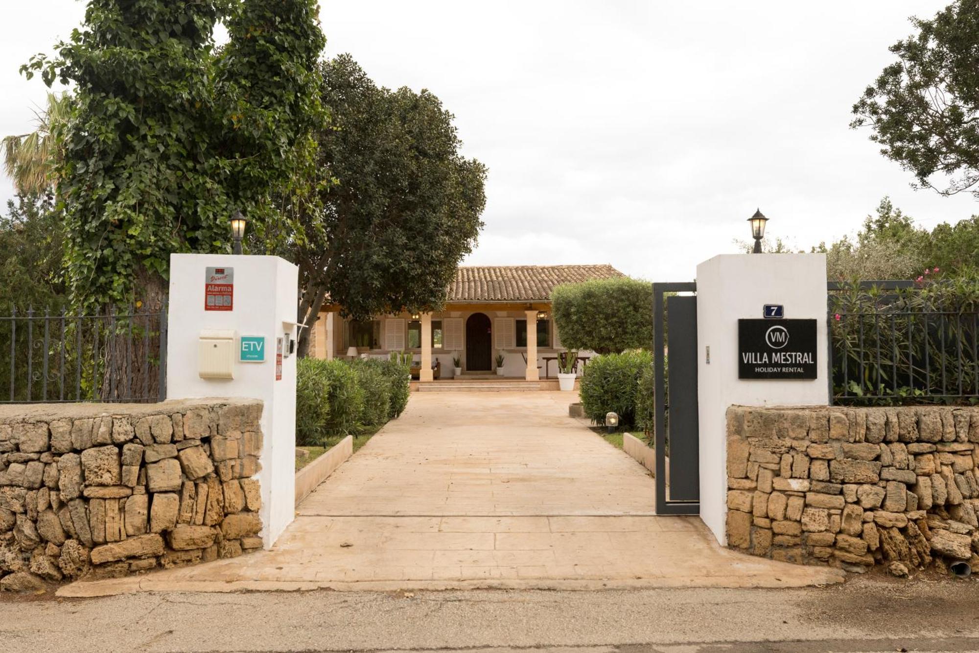 Mestral, Reformada 2022 Villa
