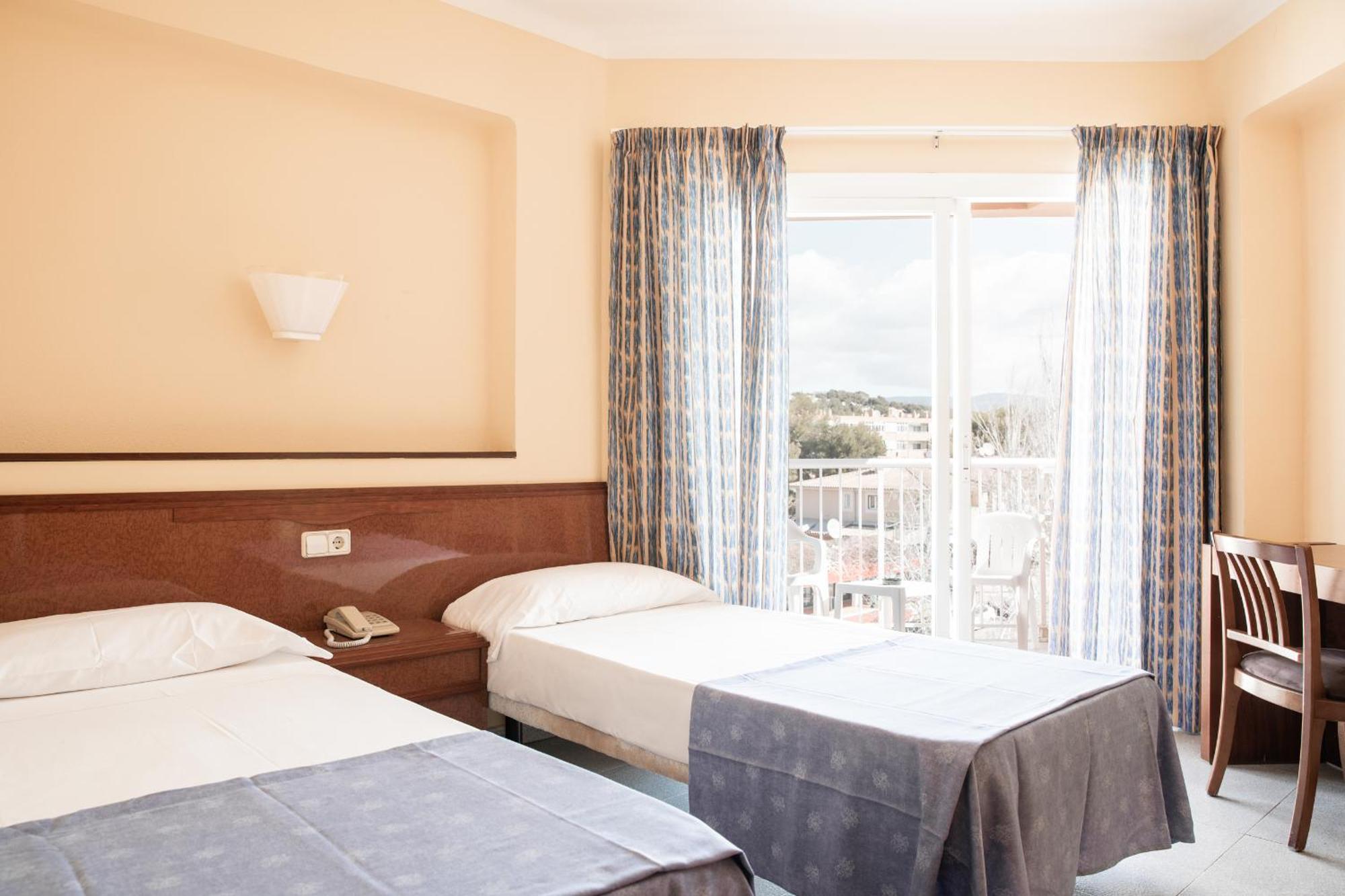 Hotel Golf 2*
